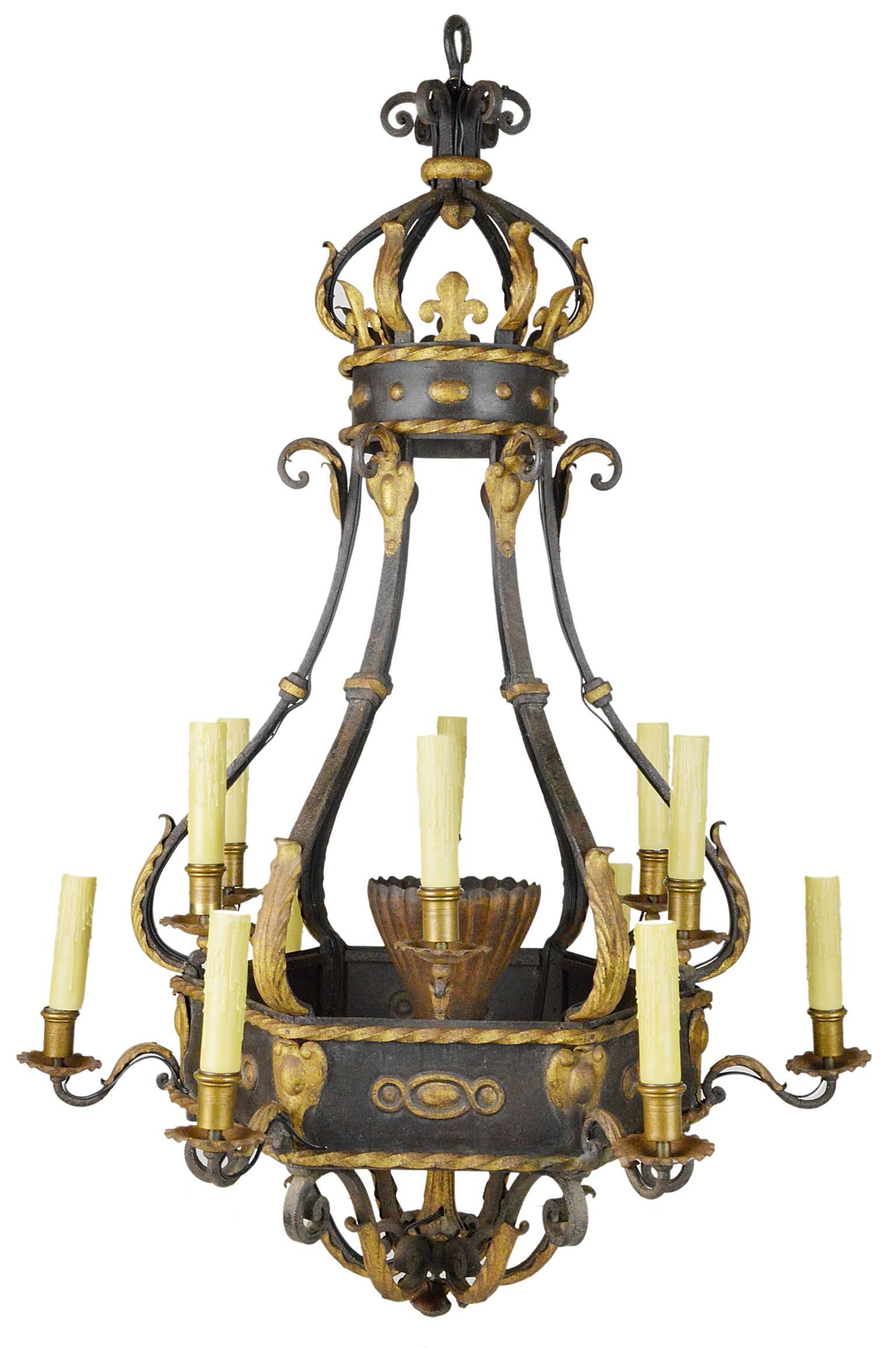 Monumental French Iron Parcel-Gilt Ten-Light Chandelier For Sale 6