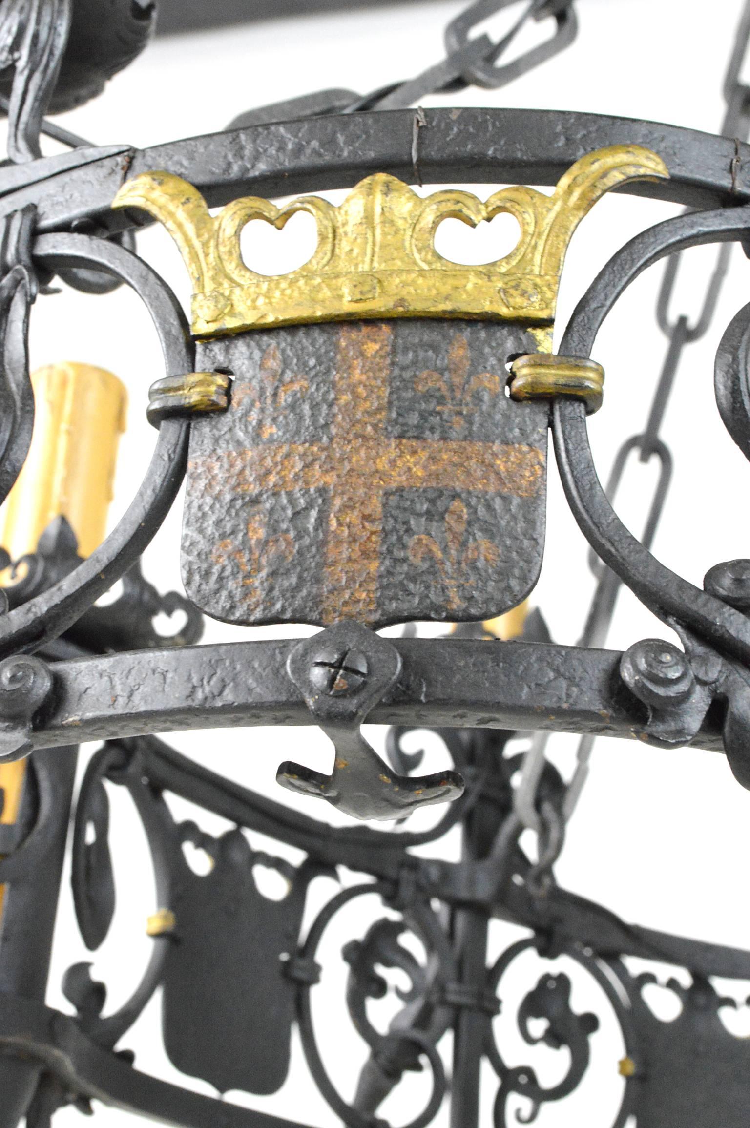 19th Century French Iron and Polychrome Painted Eight-Light Chandelier 2