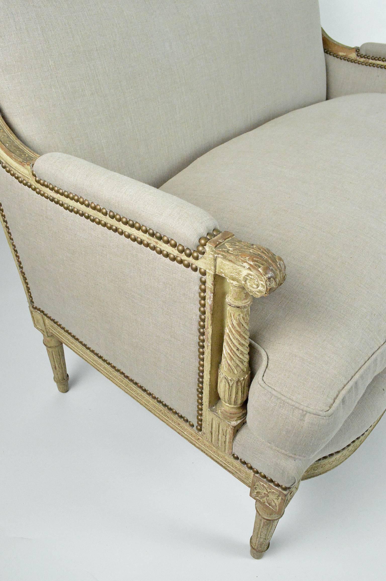 Louis XVI Style French Settee In Good Condition For Sale In Atlanta, GA