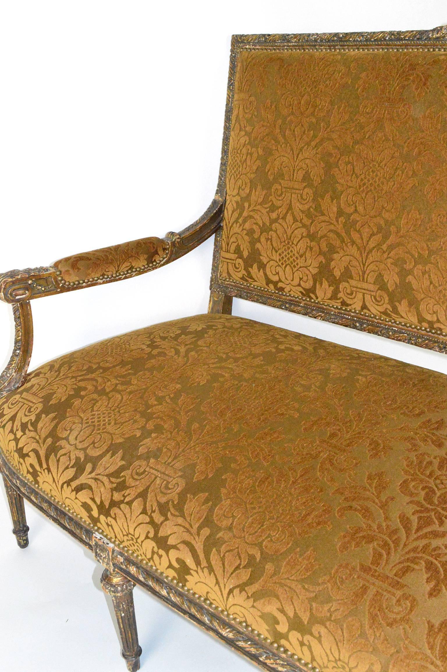 19th Century French Louis XVI Style Carved Painted Gilt Settee For Sale 2