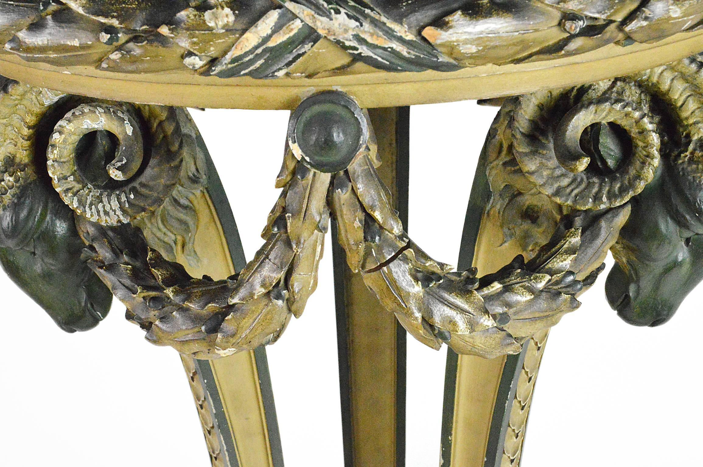  Louis XV Style French Painted Pedestal In Good Condition For Sale In Atlanta, GA