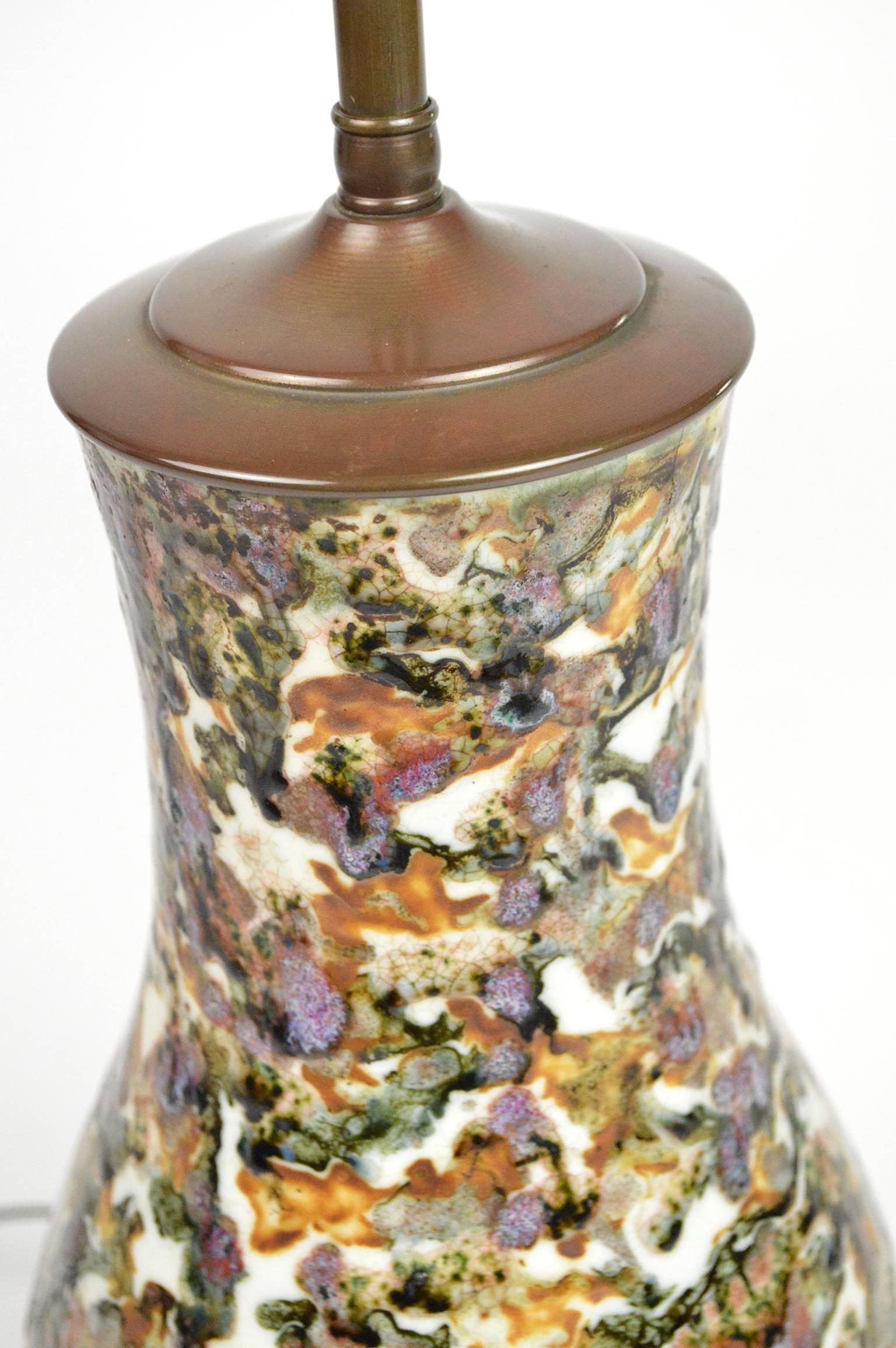 Chinese Asian Porcelain Table Lamp with Marbleized  Design For Sale