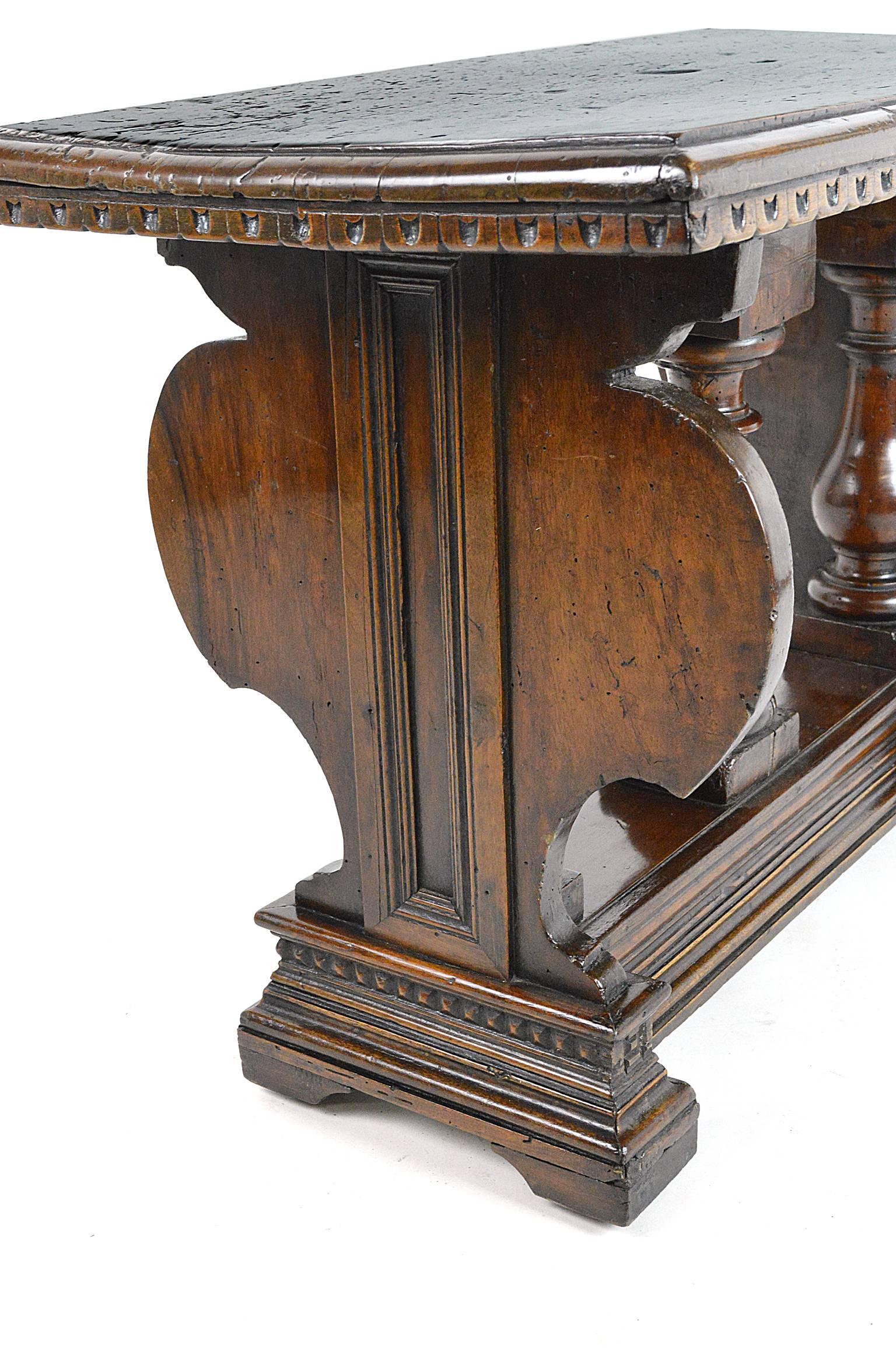 18th Century and Earlier 18th Century Renaissance Style Italian Walnut Side Table For Sale