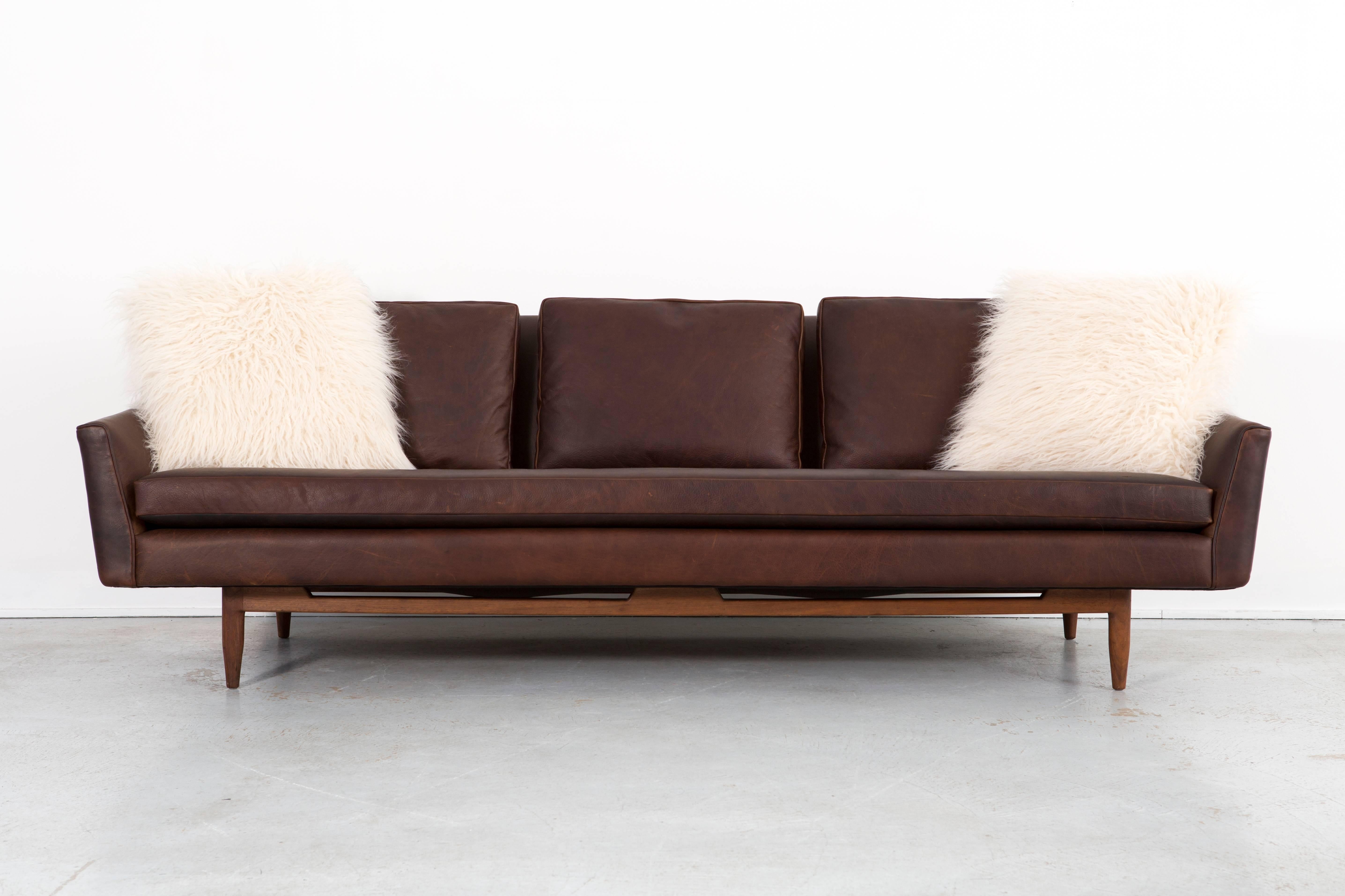 Jens Risom Model 2516 Sofa  3