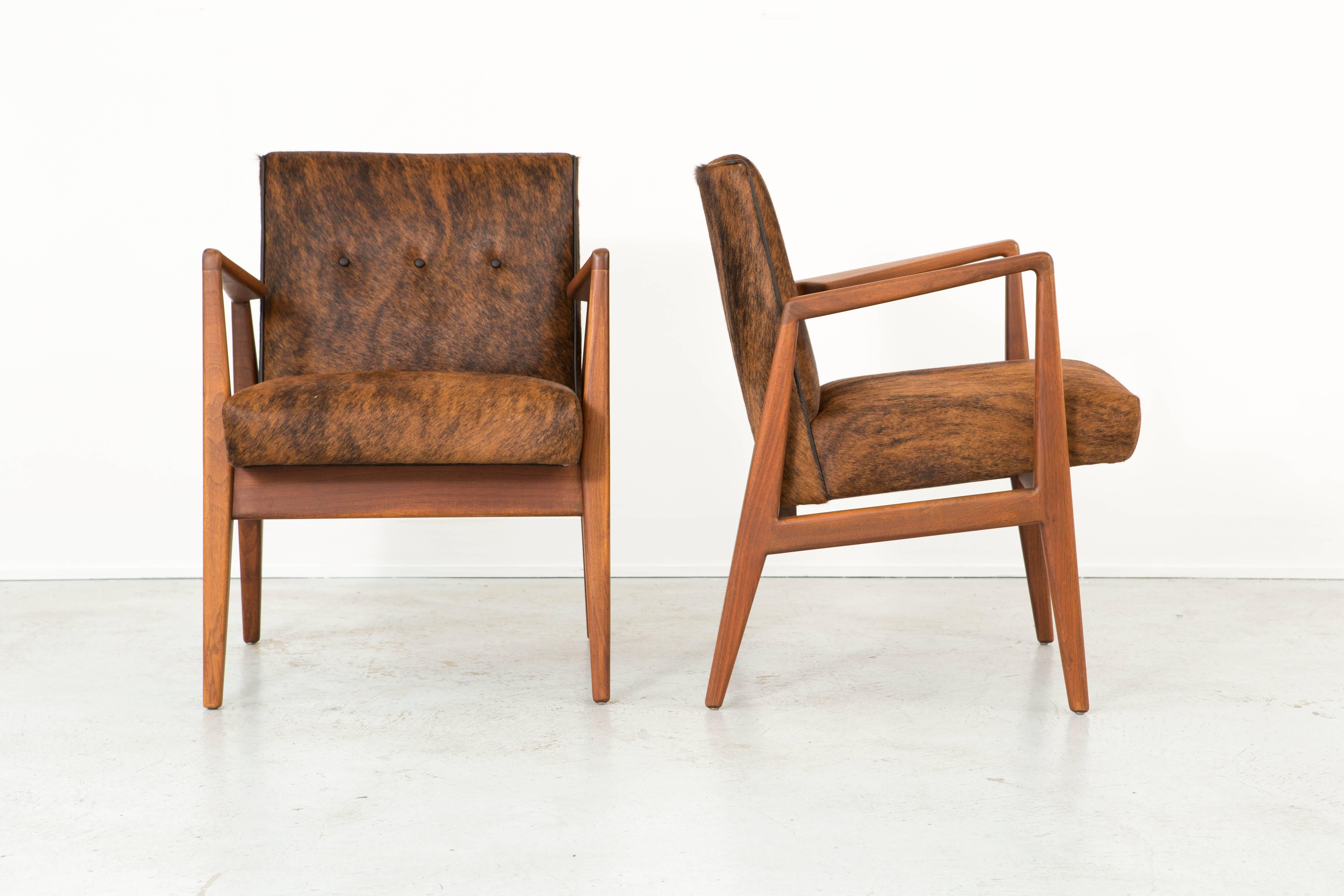 Mid-Century Modern Set of Jens Risom Lounge Chairs For Sale