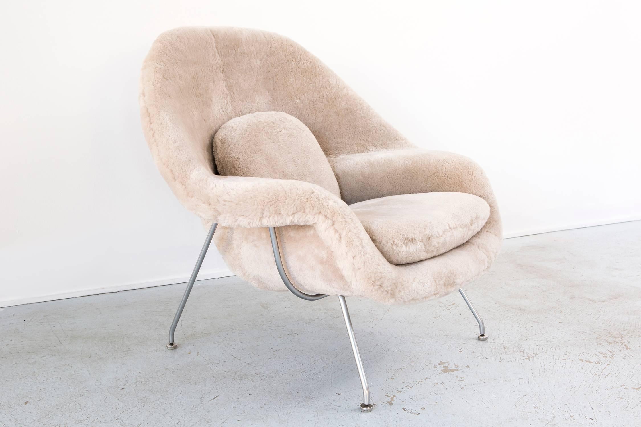 Mid-20th Century Mid-Century Modern Eero Saarinen for Knoll Womb Chair in Shearling