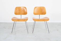 Set of Four Mid-Century Modern Eames Dining Chairs for Herman Miller