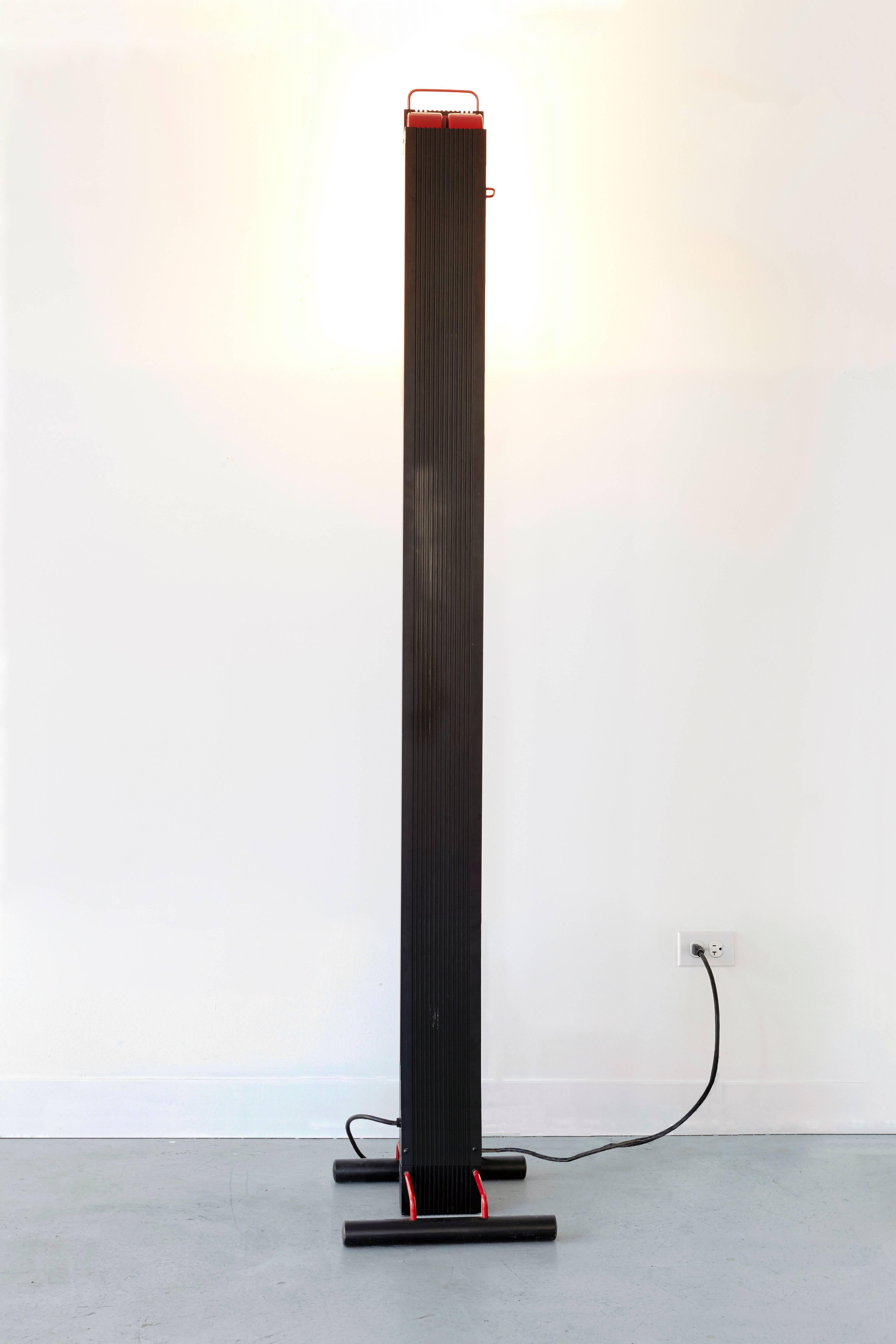 Floor lamp designed by Silvio Carpani for Stilnovo, Italy, circa 1980s measures: 74 ¼