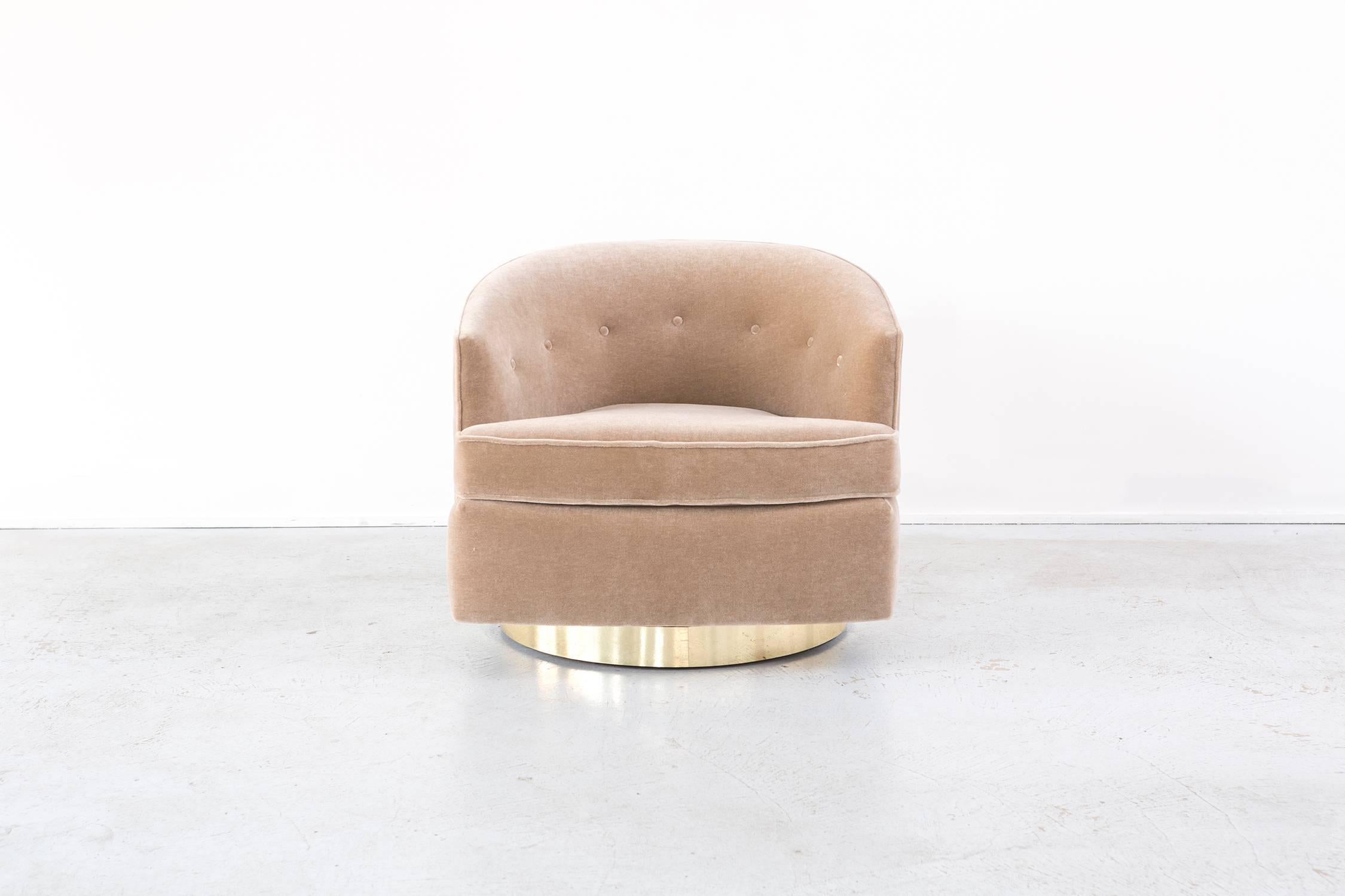 Set of Milo Baughman Swivel Chairs Reupholstered in Mohair In Excellent Condition In Chicago, IL