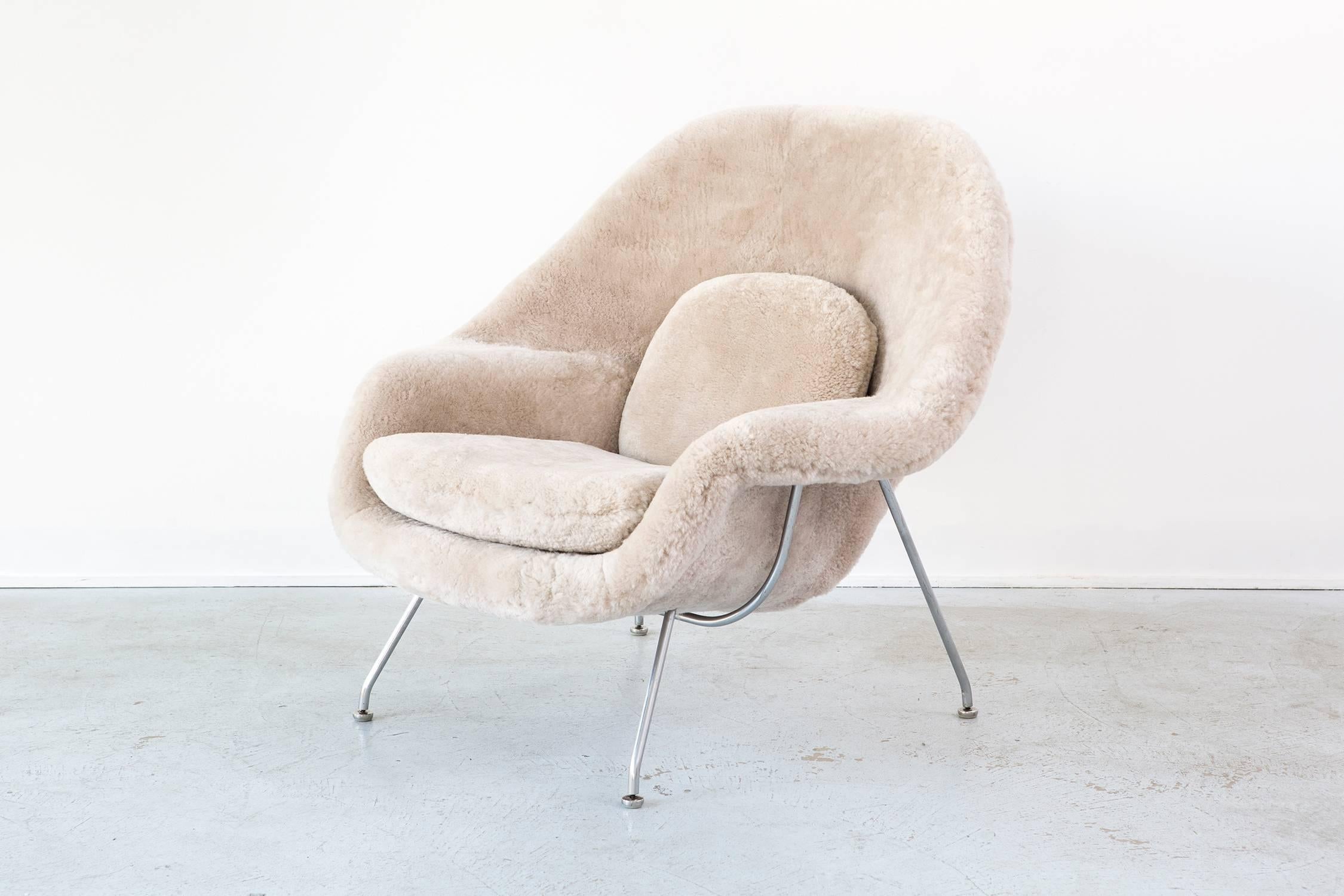 reupholster womb chair