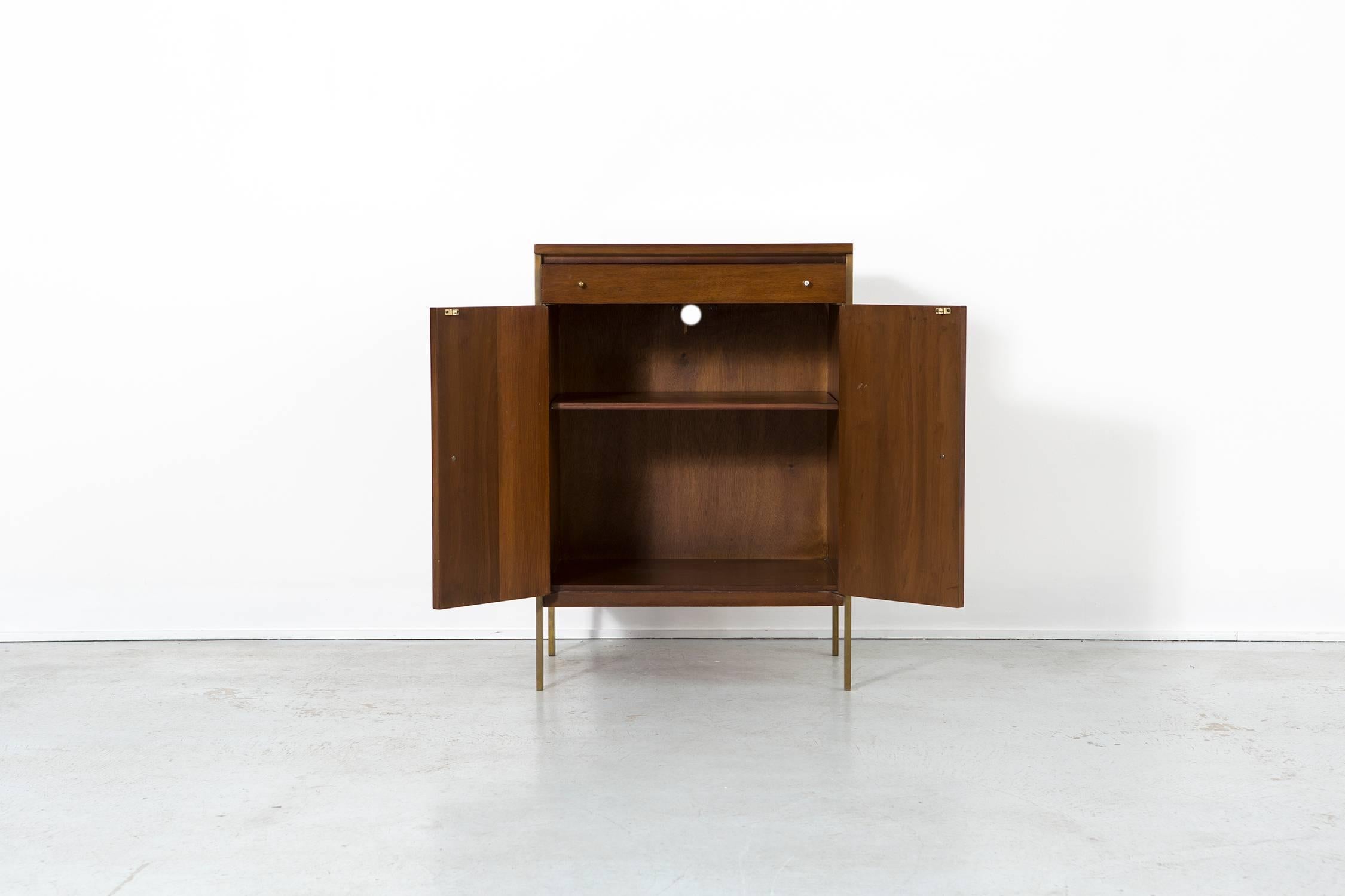 Mid-Century Modern Paul McCobb Connoisseur Collection Cabinet In Good Condition In Chicago, IL