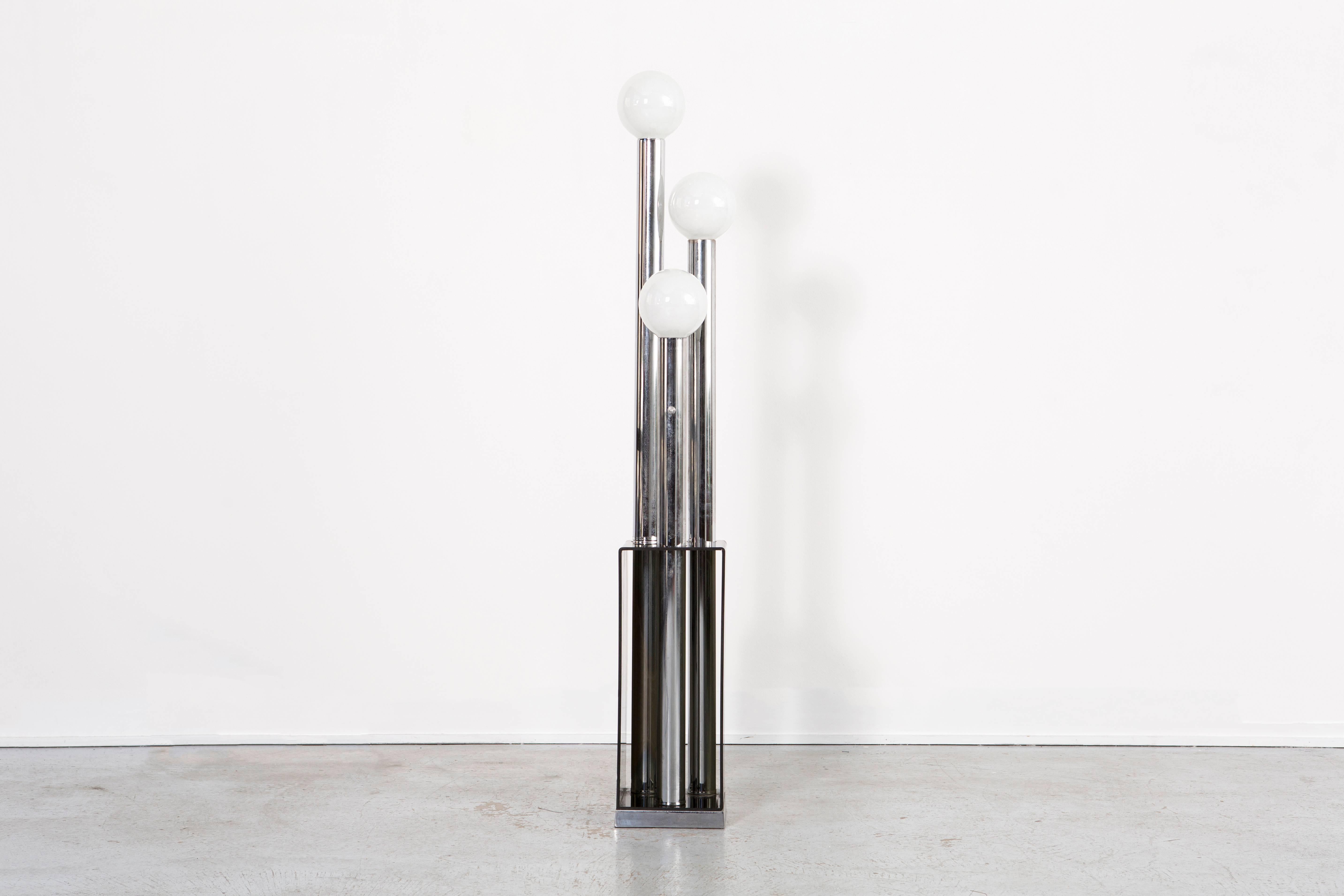 Mid-Century Modern Milo Baughman Three Bulb Lamp