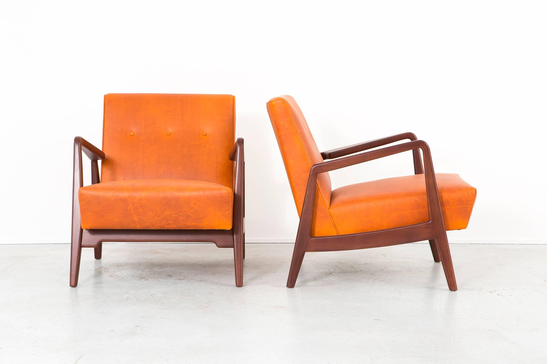 Set of lounge chairs

Designed by Jens Risom for Jens Risom design

USA, circa 1950s

Reupholstered in shoe leather. This natural leather has wonderful patina showing imperfections in the hide such as scars and other range marks giving it a well