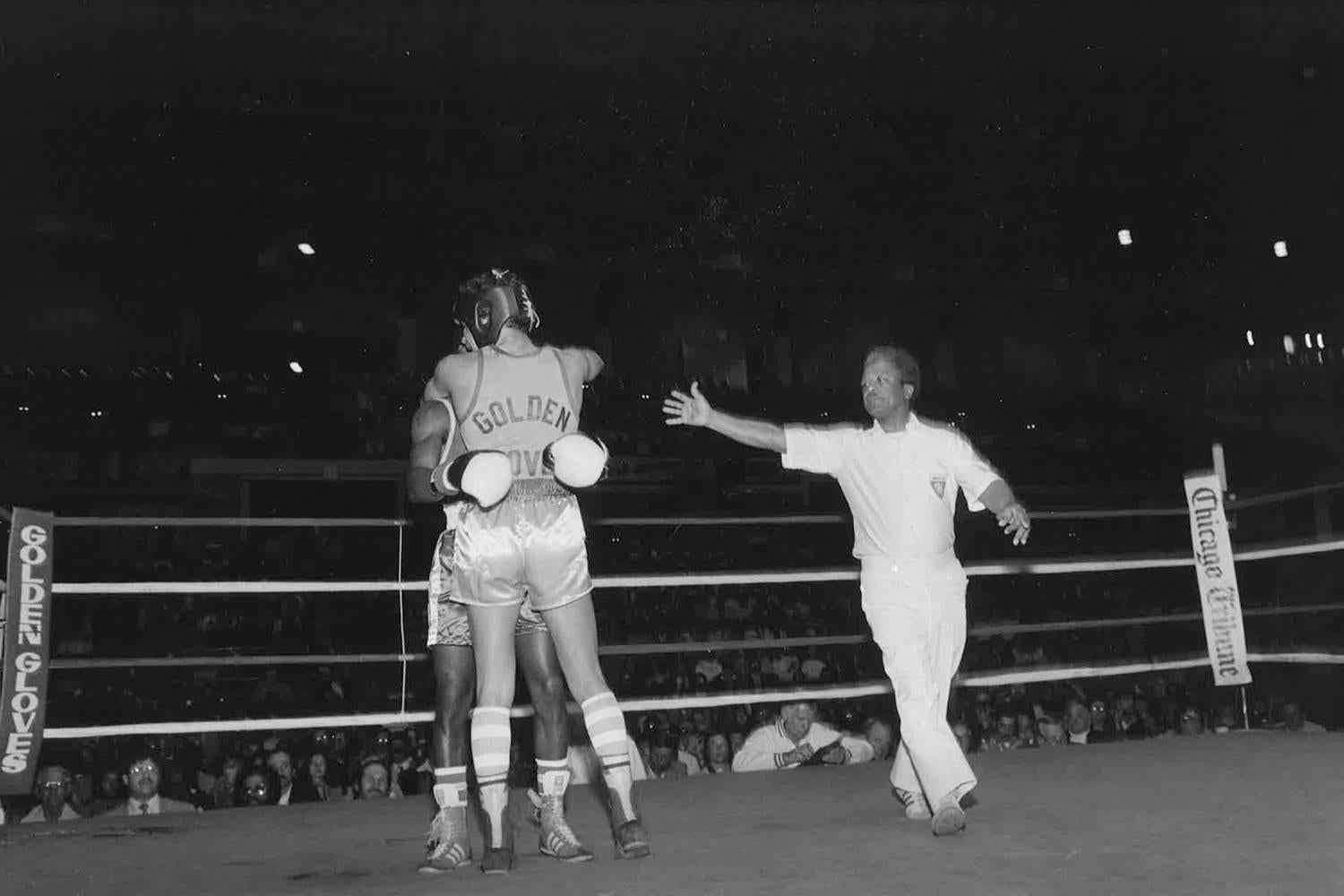 Late 20th Century 67 Vintage Chicago Boxing Photos, circa 1980s For Sale