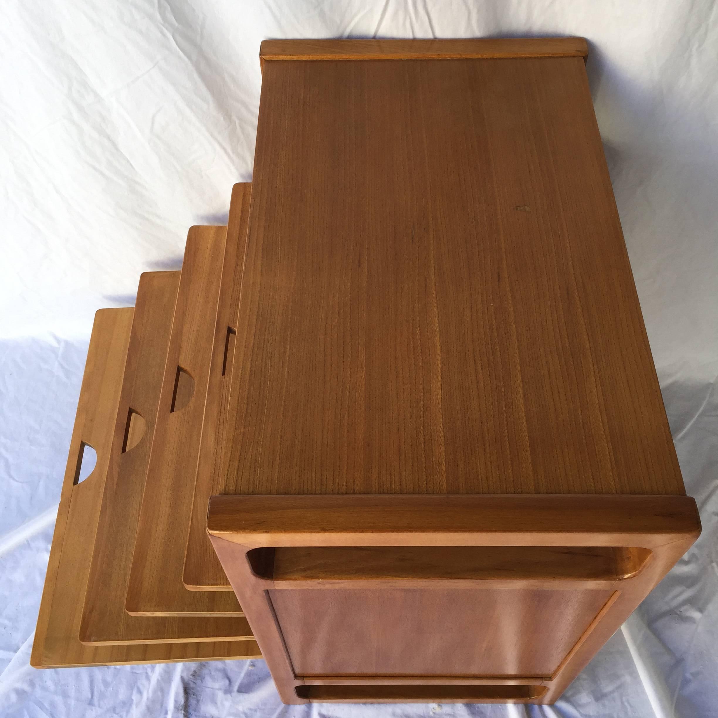 Mid-Century Edward Wormley Drexel Precedent Library Magazine Reading Rack Table In Good Condition In New York, NY