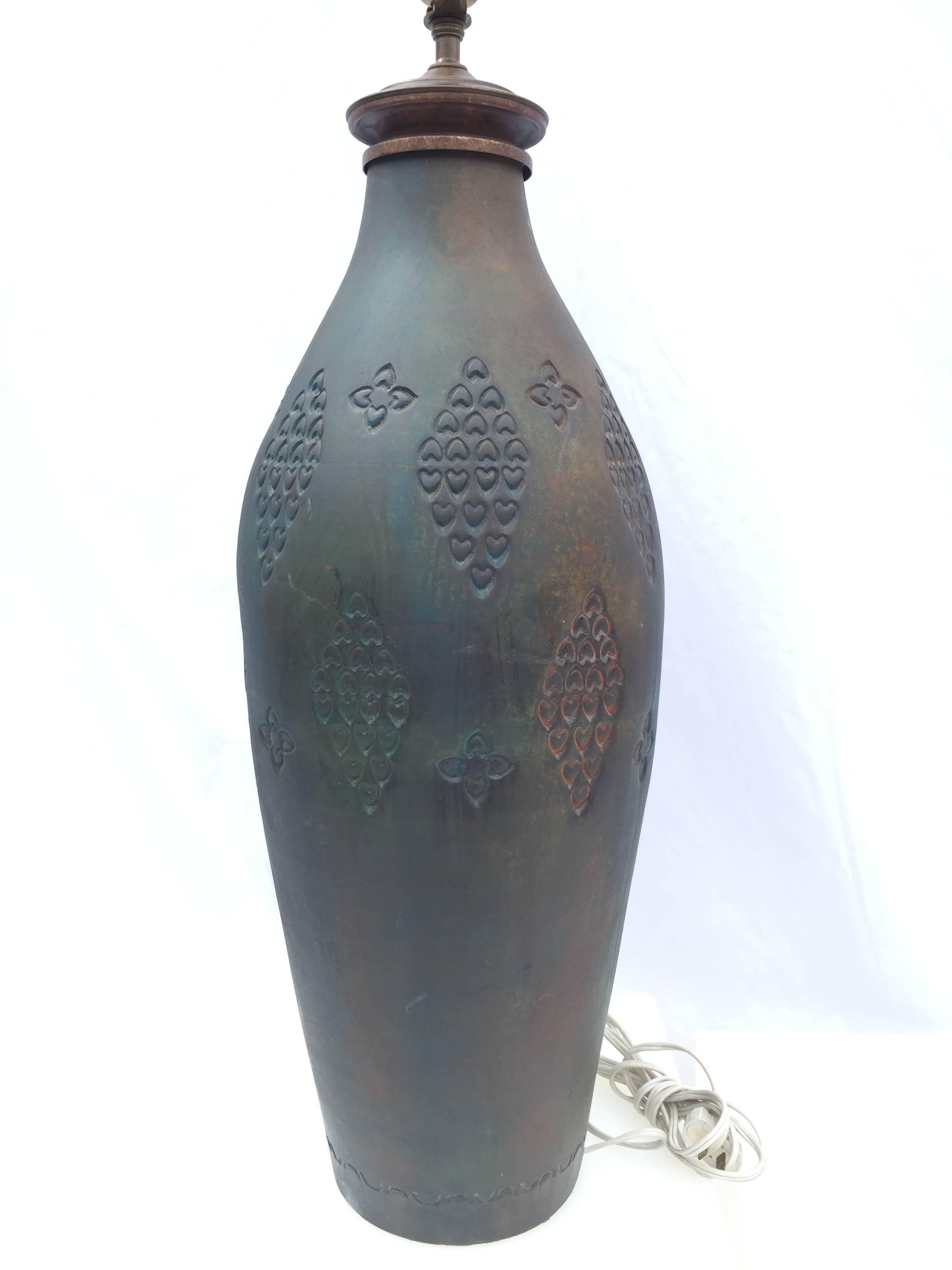 20th Century Italian Mid-Century Pottery Lamp Signed Glaze Finish and Embossed with Hearts For Sale