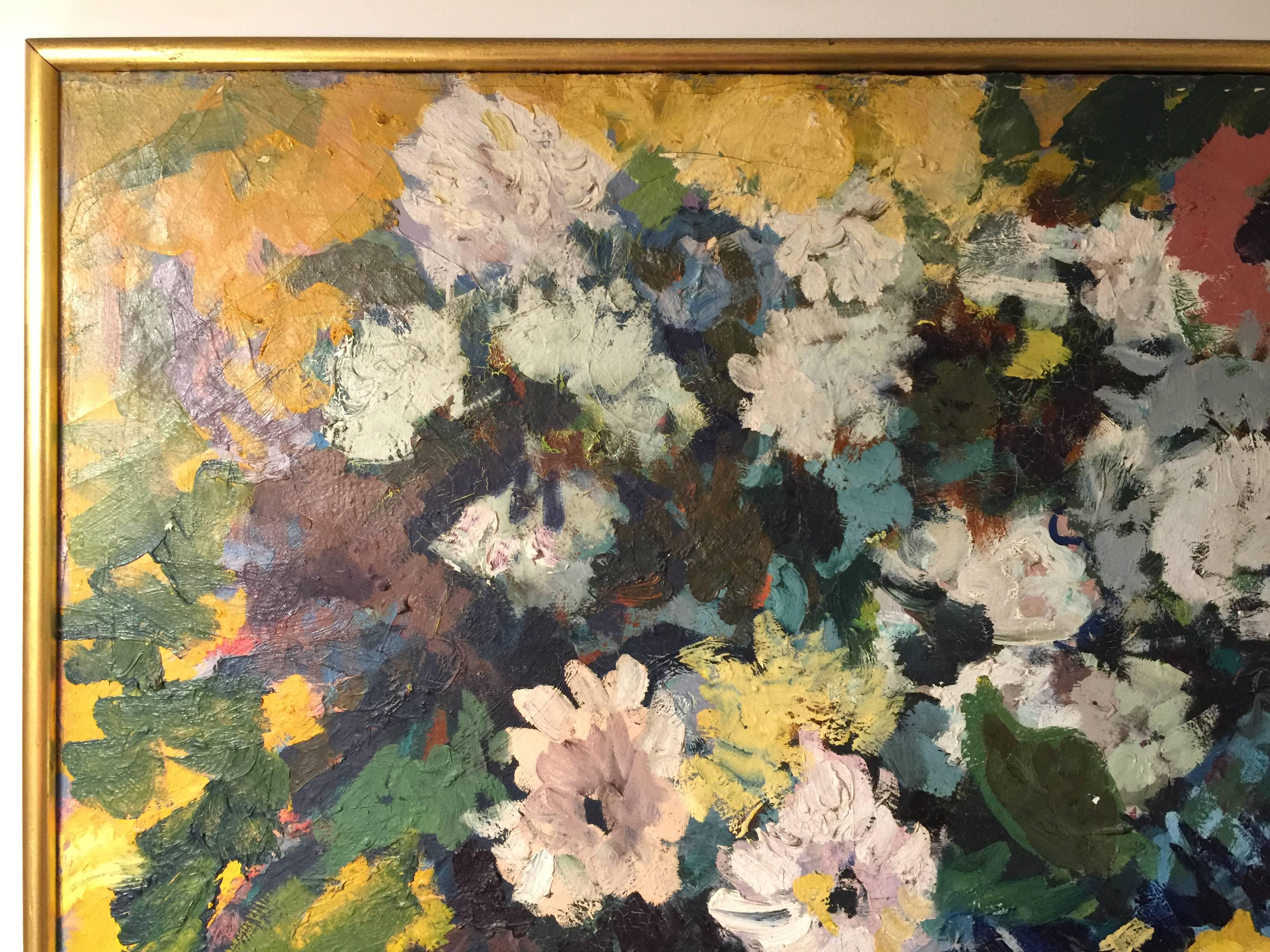 A beautiful 1950s or 1960s floral still life painting, strong brushstrokes and impasto. The green and gold background really sets the stage for the full color blooms. The oil on canvas painting measures 40