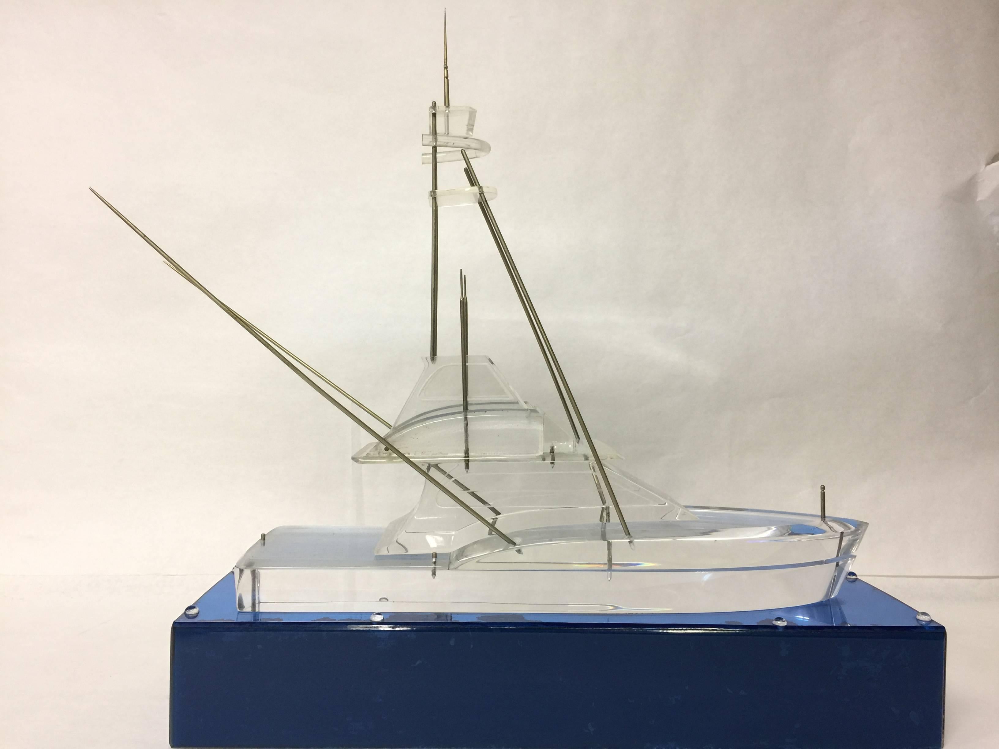 Vintage Lucite Acrylic Deep Sea Sport Fishing Boat Model Sculpture In Fair Condition In New York, NY