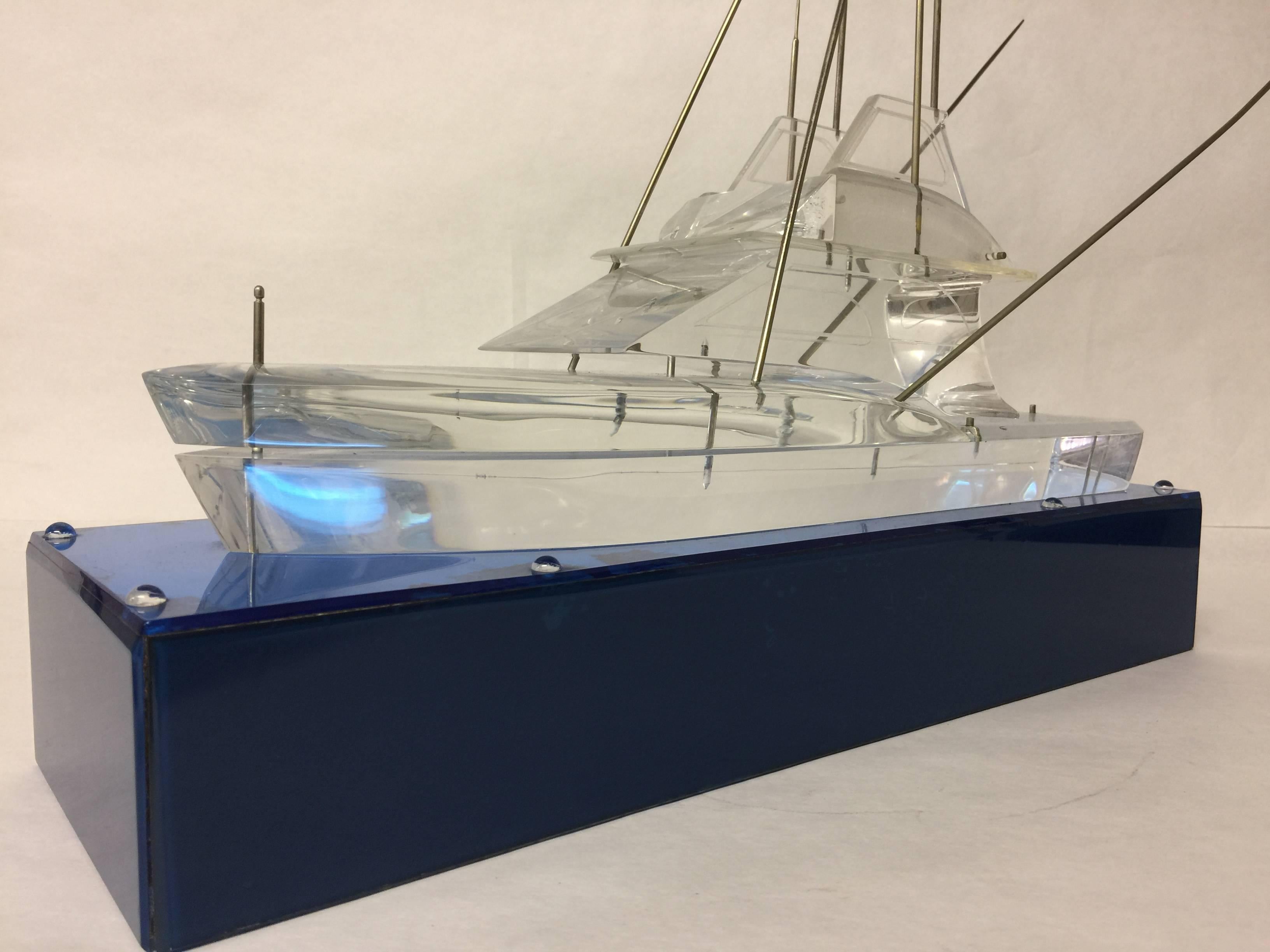 Vintage Lucite Acrylic Deep Sea Sport Fishing Boat Model Sculpture 5