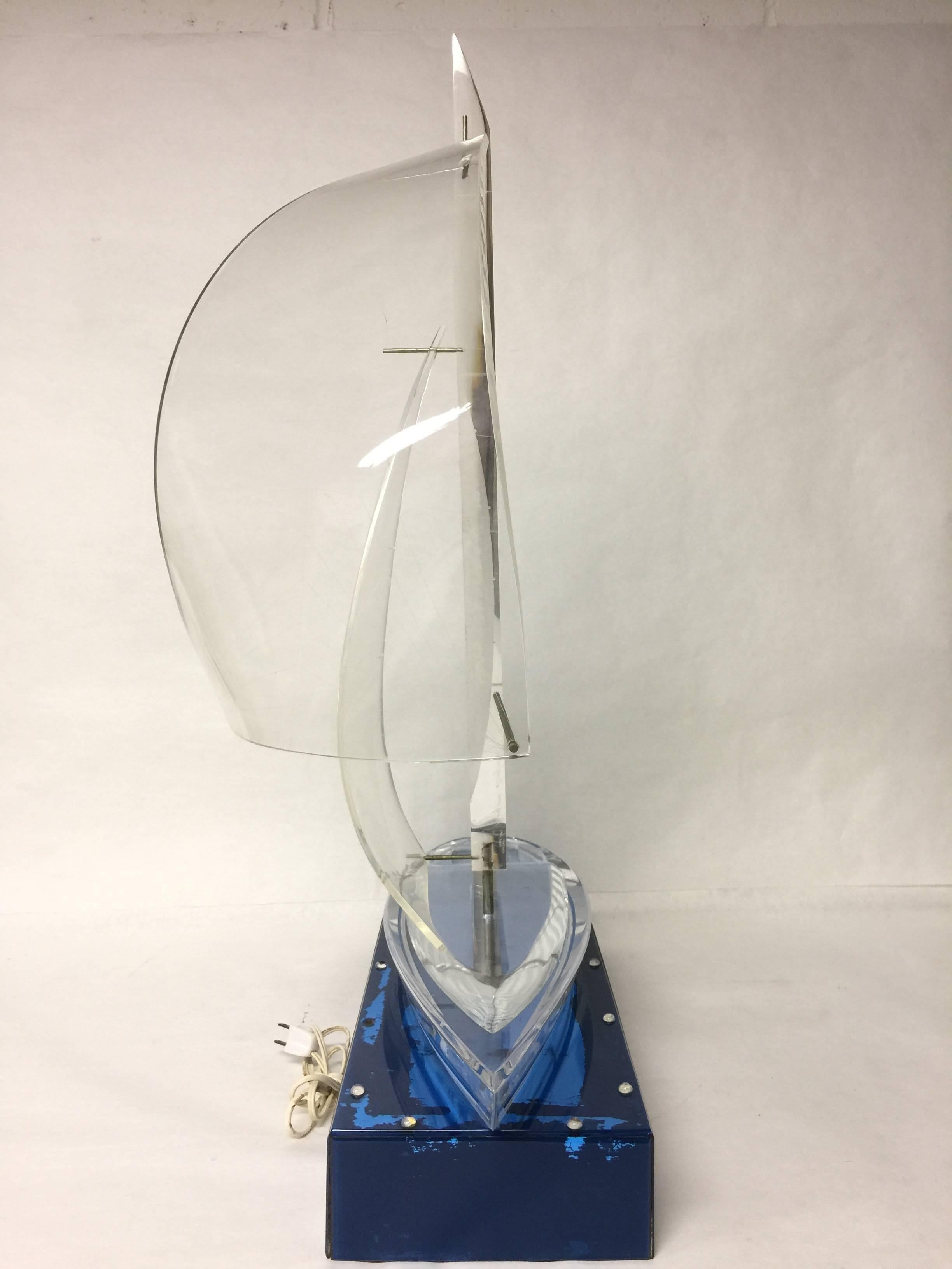 Sailing Takes Me Away, Especially on a Vintage Lucite Racing Yacht Model In Fair Condition In New York, NY
