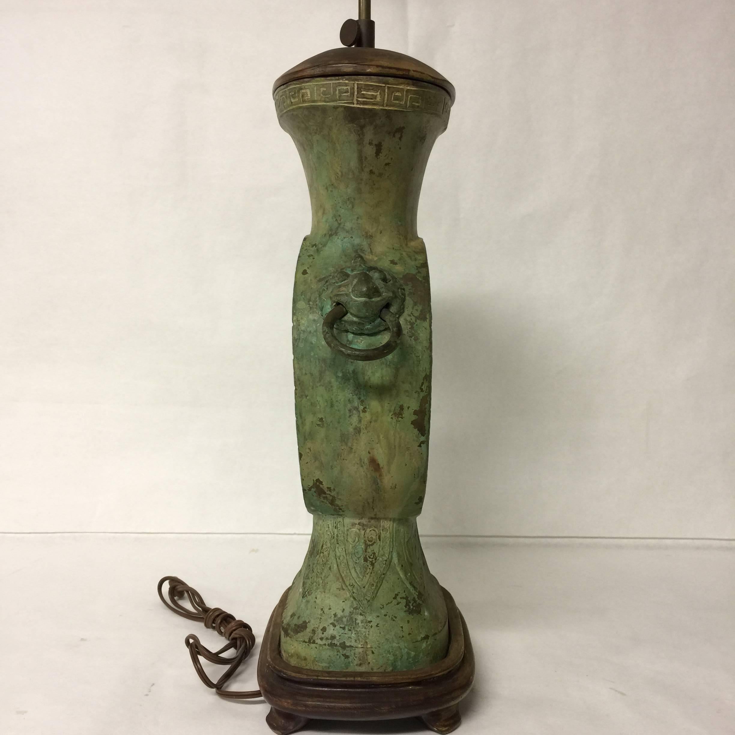 Vintage Antique Asian Style Bronze Table Lamp with Lion Heads In Good Condition For Sale In New York, NY