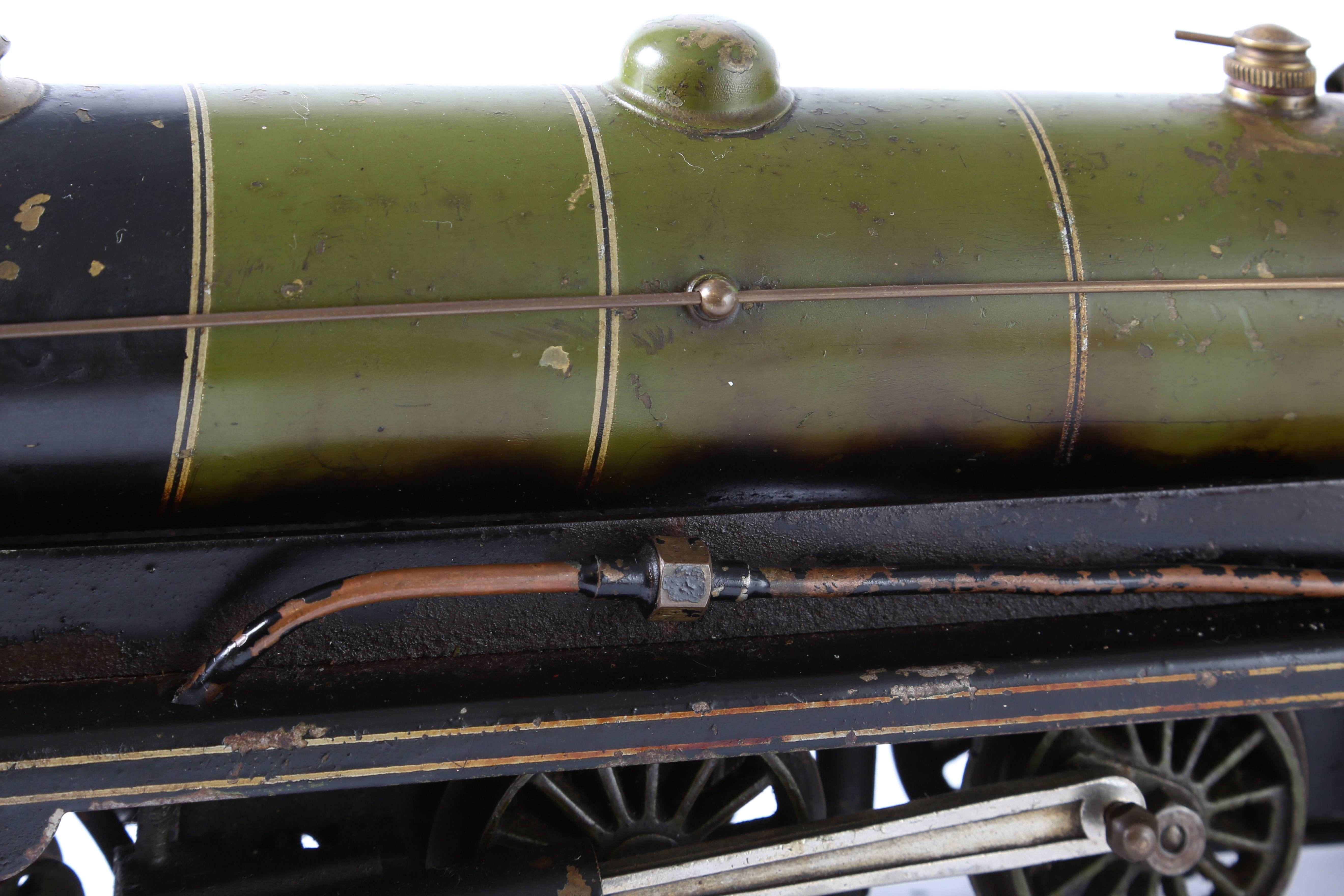 Nice Vintage Steam Model Locomotive by Bowman In Fair Condition For Sale In Oisterwijk, NL