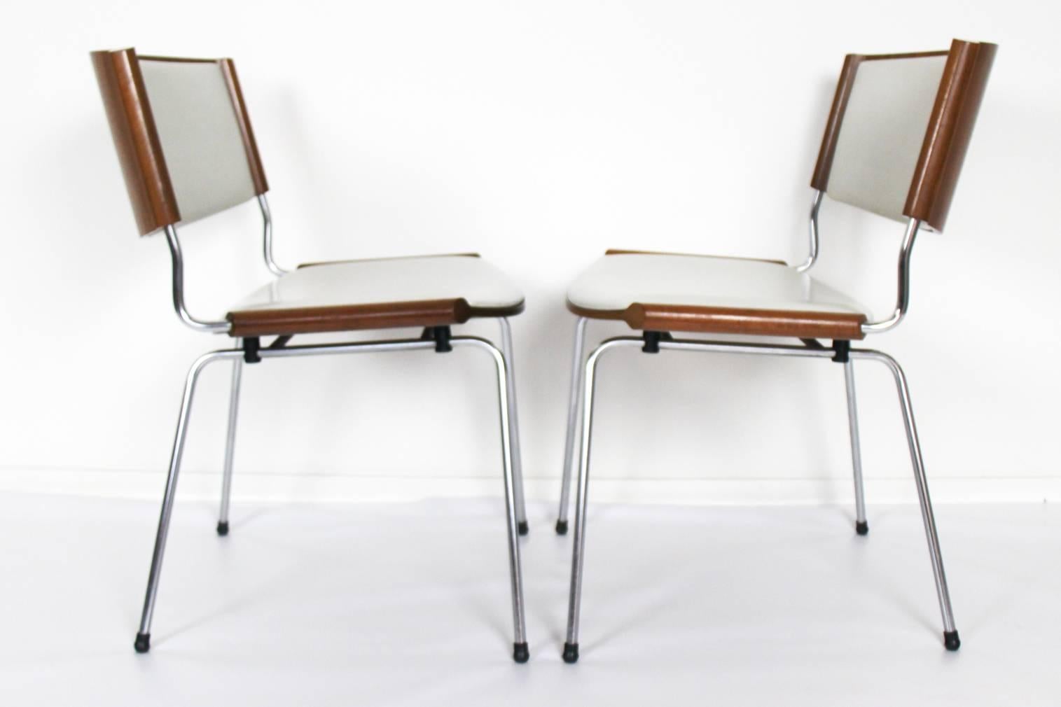 Set of Four M150 Dining Chairs by Nanna Ditzel for Kolds Savvaerk, Denmark, 1958 For Sale 1