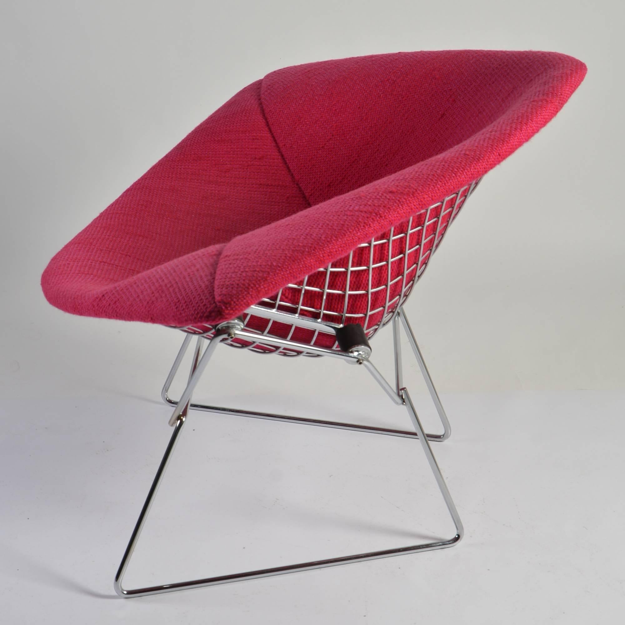 Chrome Excellent Large Bertoia Diamond Chair by Knoll For Sale