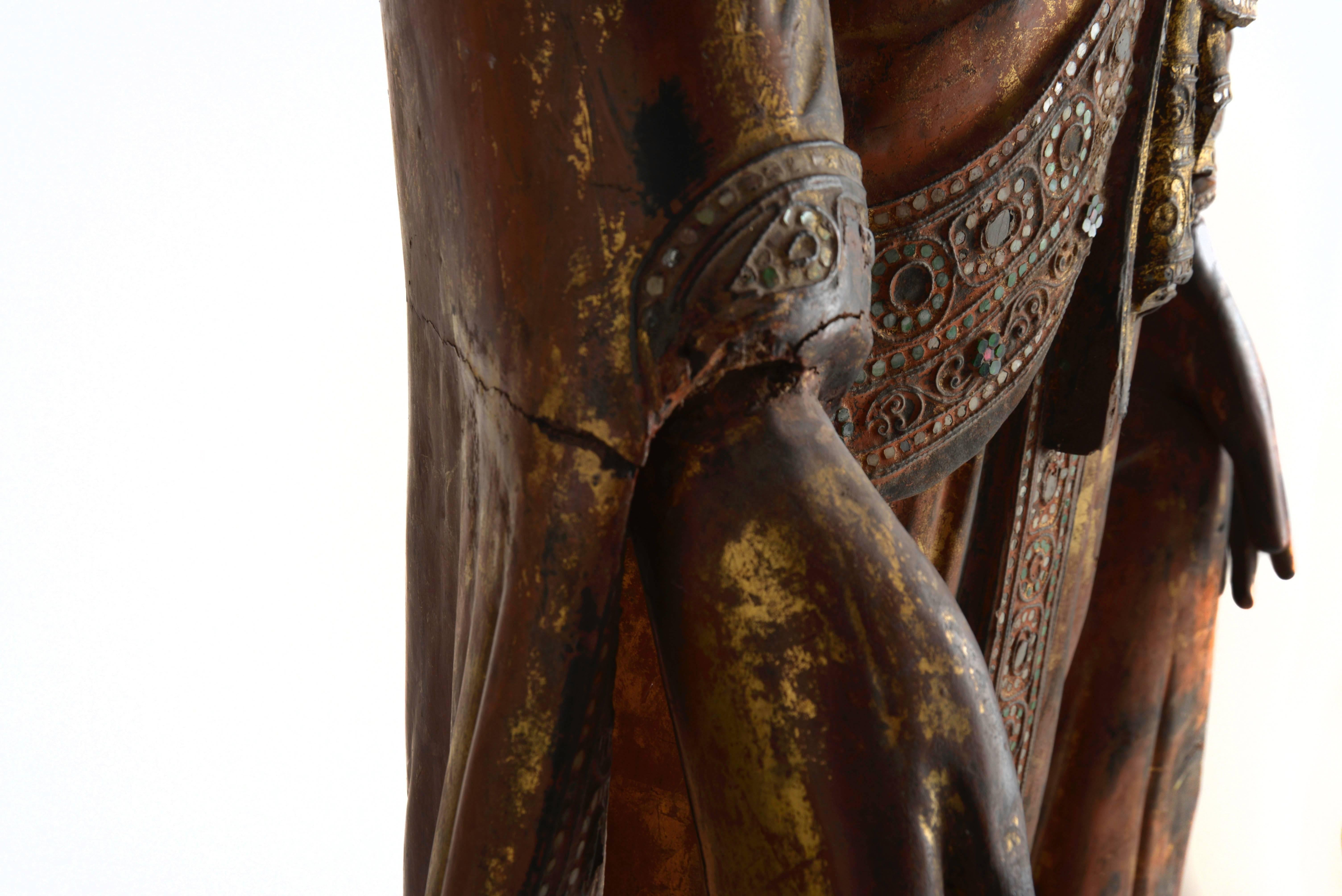 Large Standing Sculpture of Burmese Buddha, 19th Century For Sale 1