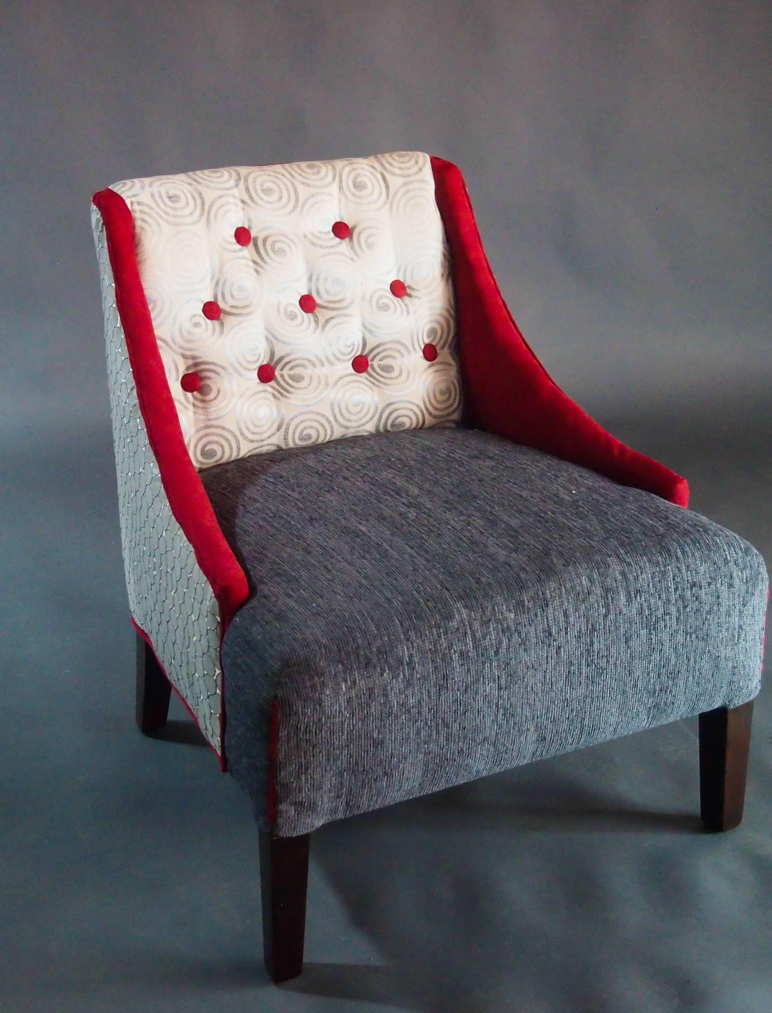 Unknown Mid-Century Lounge Chair in Hollywood Regency Style in Gray, White, Red-in stock For Sale