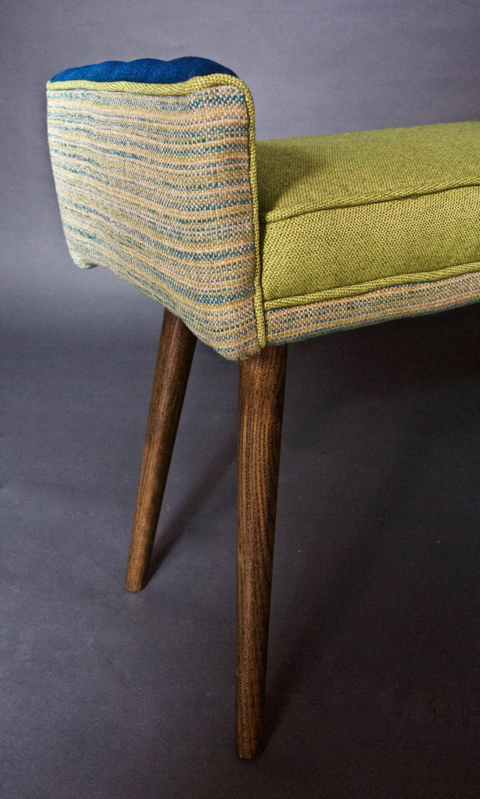 Studio Series: Backless Vanity Size Stool, Spring Linen Leaf Green Seat-in stock In Excellent Condition For Sale In Brooklyn, NY