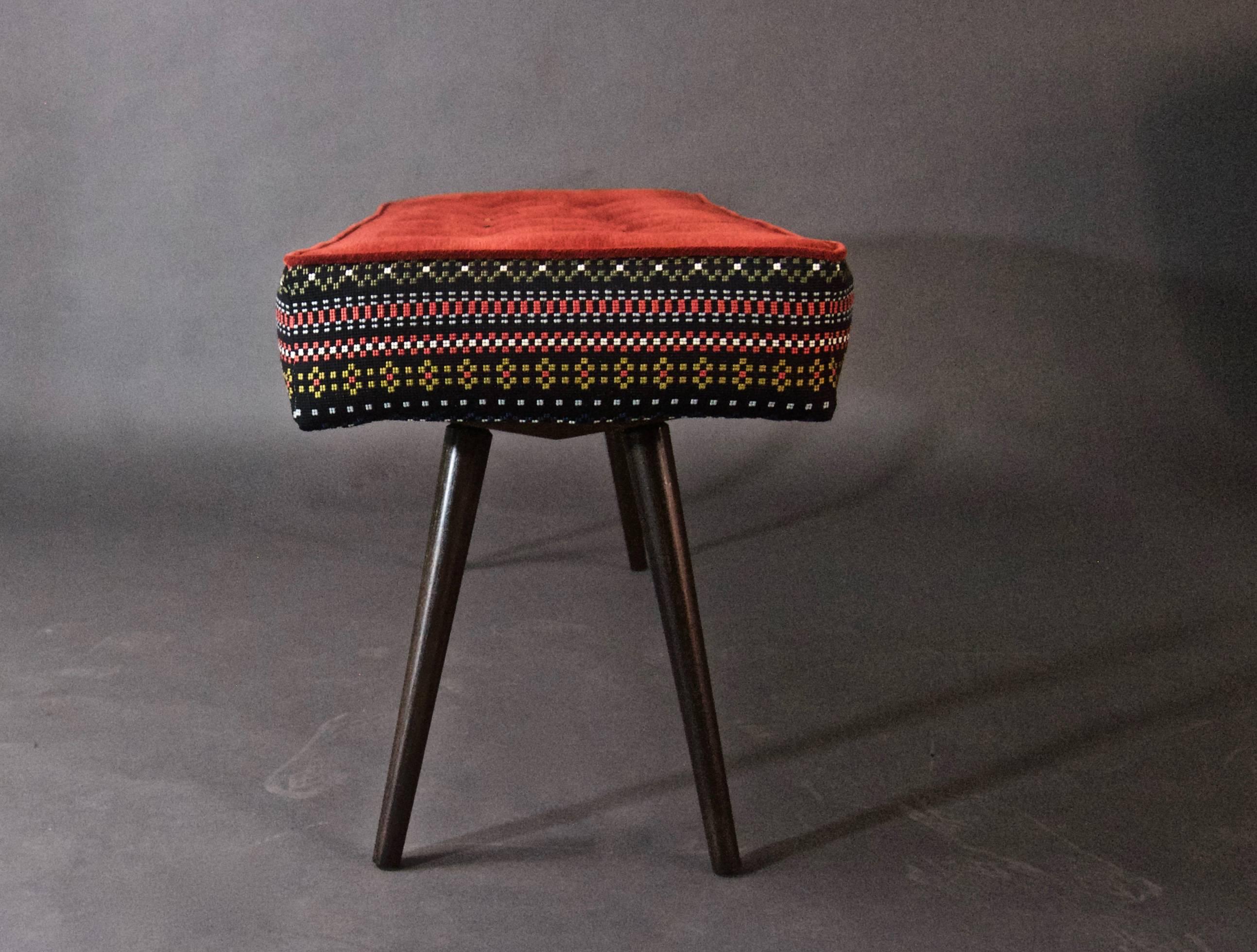 Studio Series Bench, Folklorica with Flame Red Seat In Excellent Condition For Sale In Brooklyn, NY