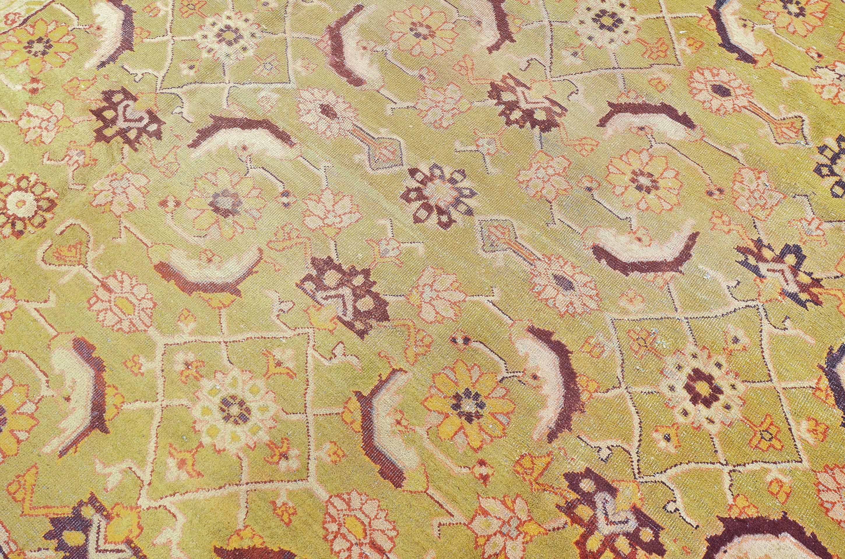 Agra-Teppich aus Nordindien des frühen 20. Jahrhunderts (Indisch) im Angebot
