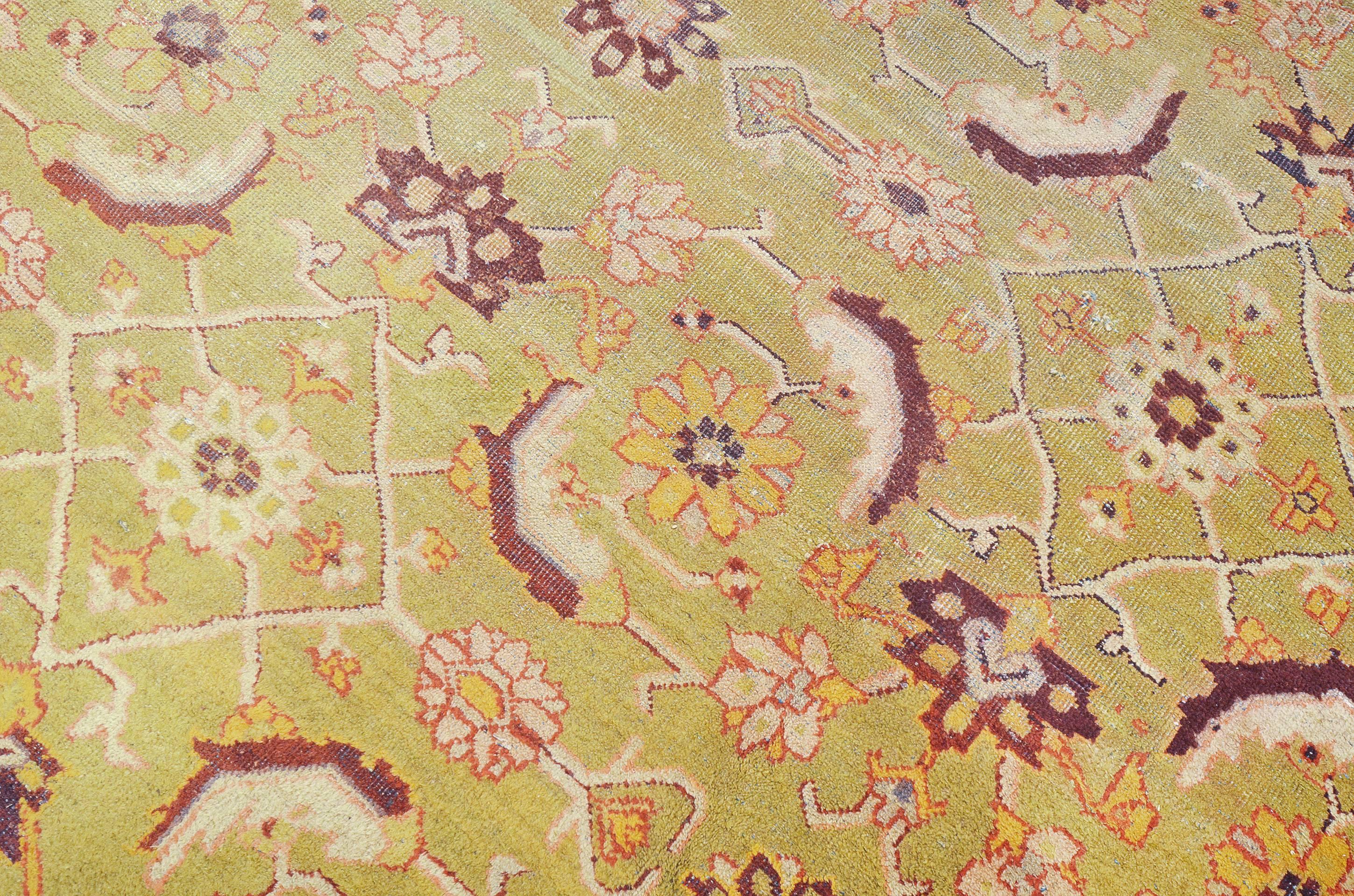 Agra-Teppich aus Nordindien des frühen 20. Jahrhunderts (Gewebt) im Angebot