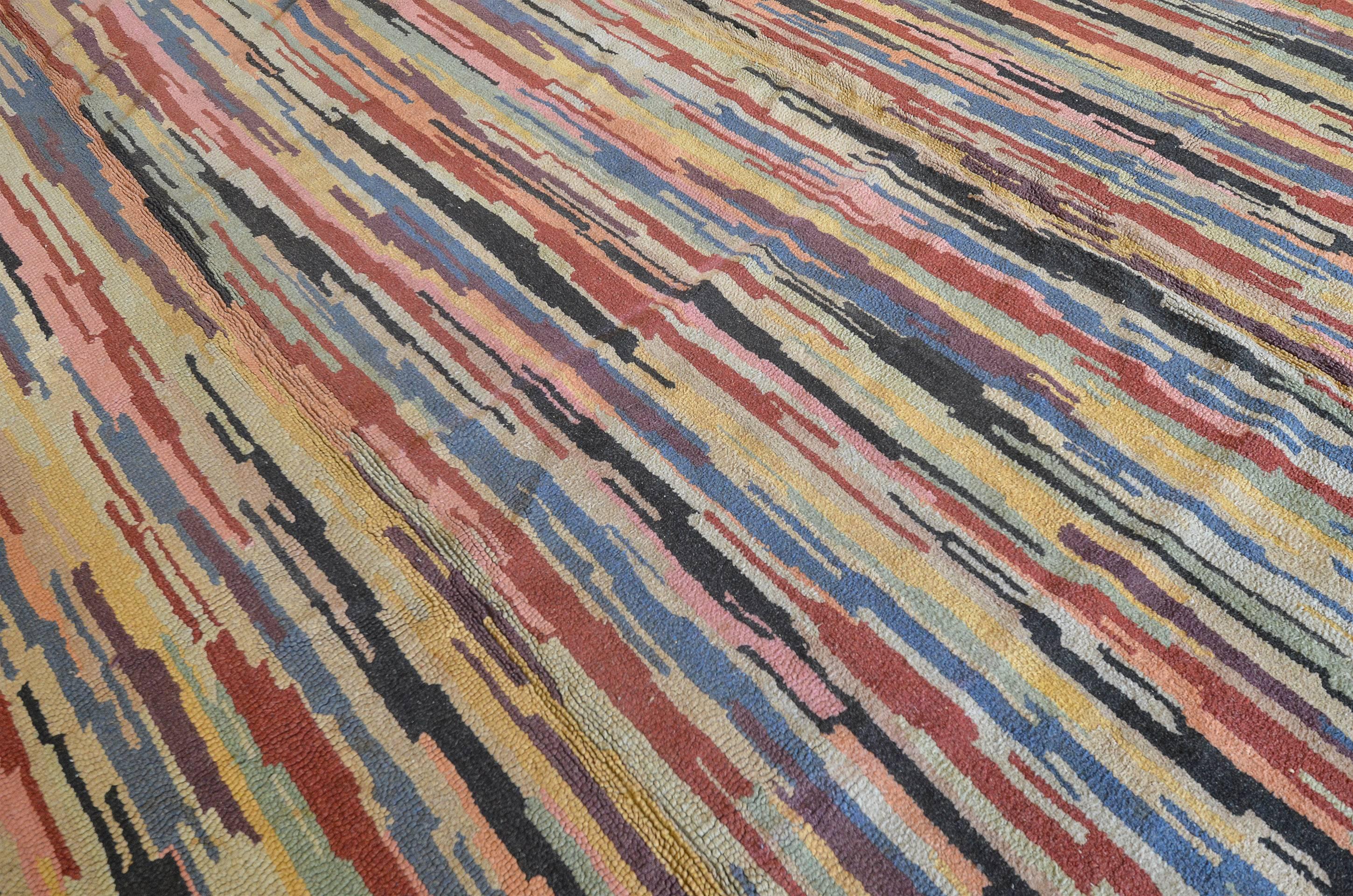 Teppich mit Kapuze aus Nordamerika aus der Mitte des 20. Jahrhunderts (Moderne der Mitte des Jahrhunderts) im Angebot