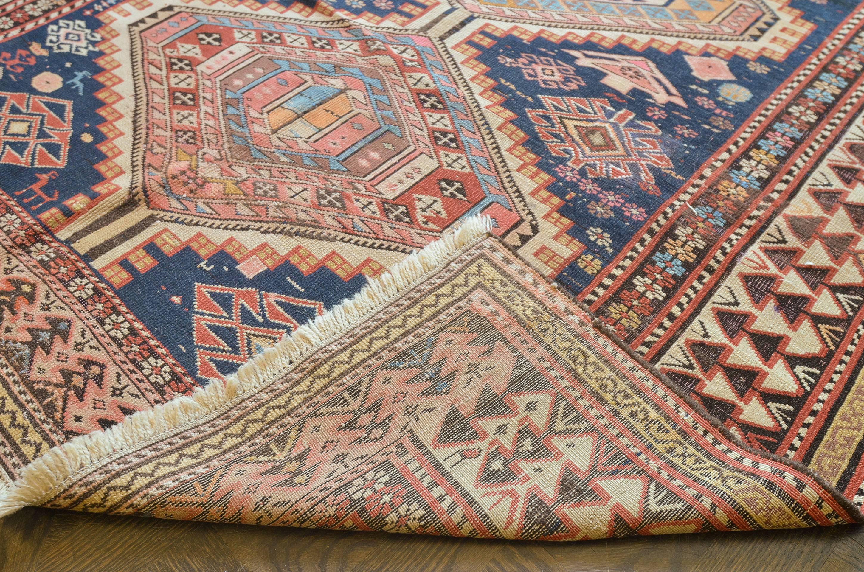 Early 20th Century Shirvan Rug from Caucasus In Good Condition For Sale In West Hollywood, CA