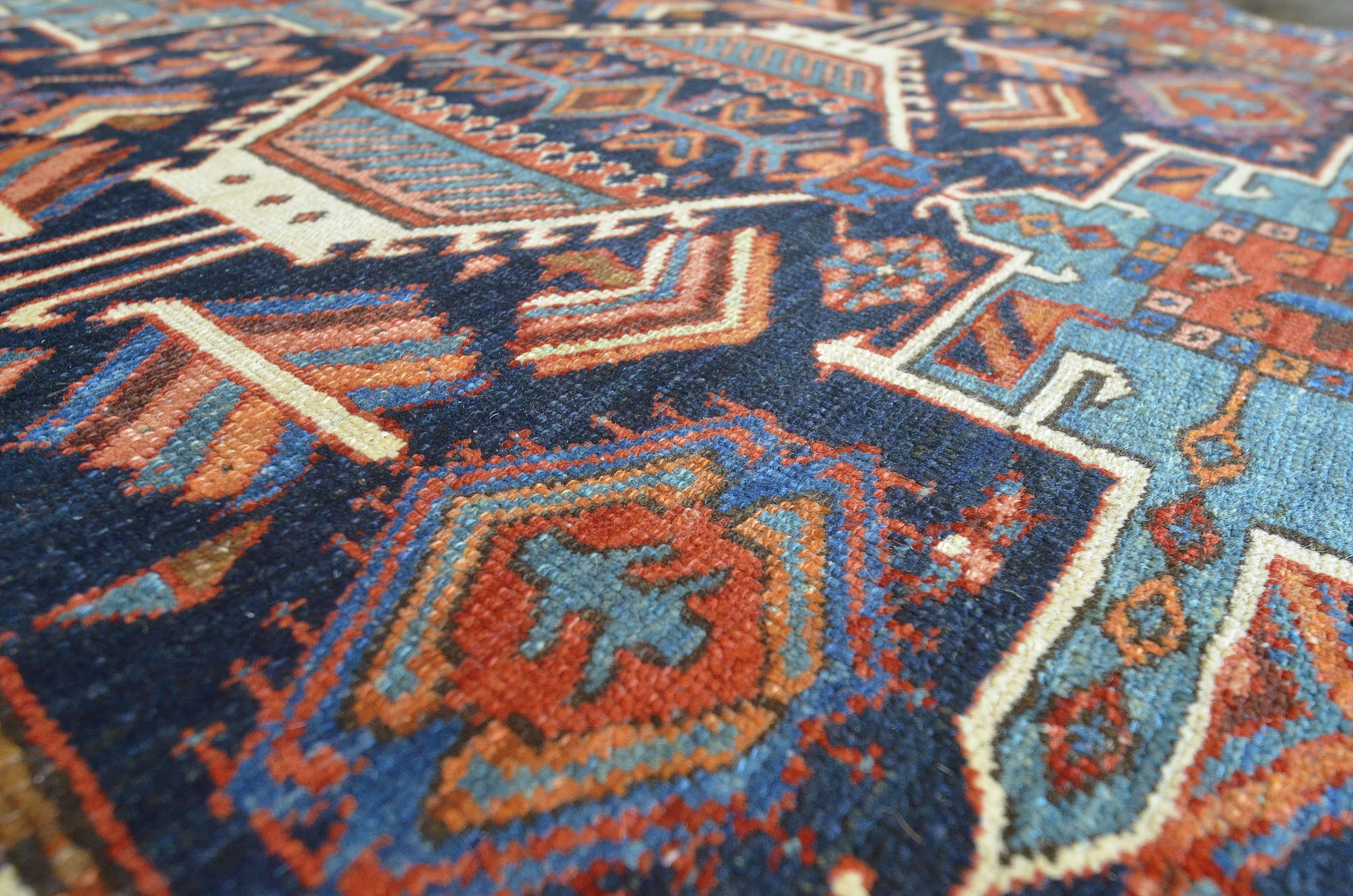 Vibrant Antique Late 19th Century Serapi Persian Rug In Good Condition For Sale In West Hollywood, CA