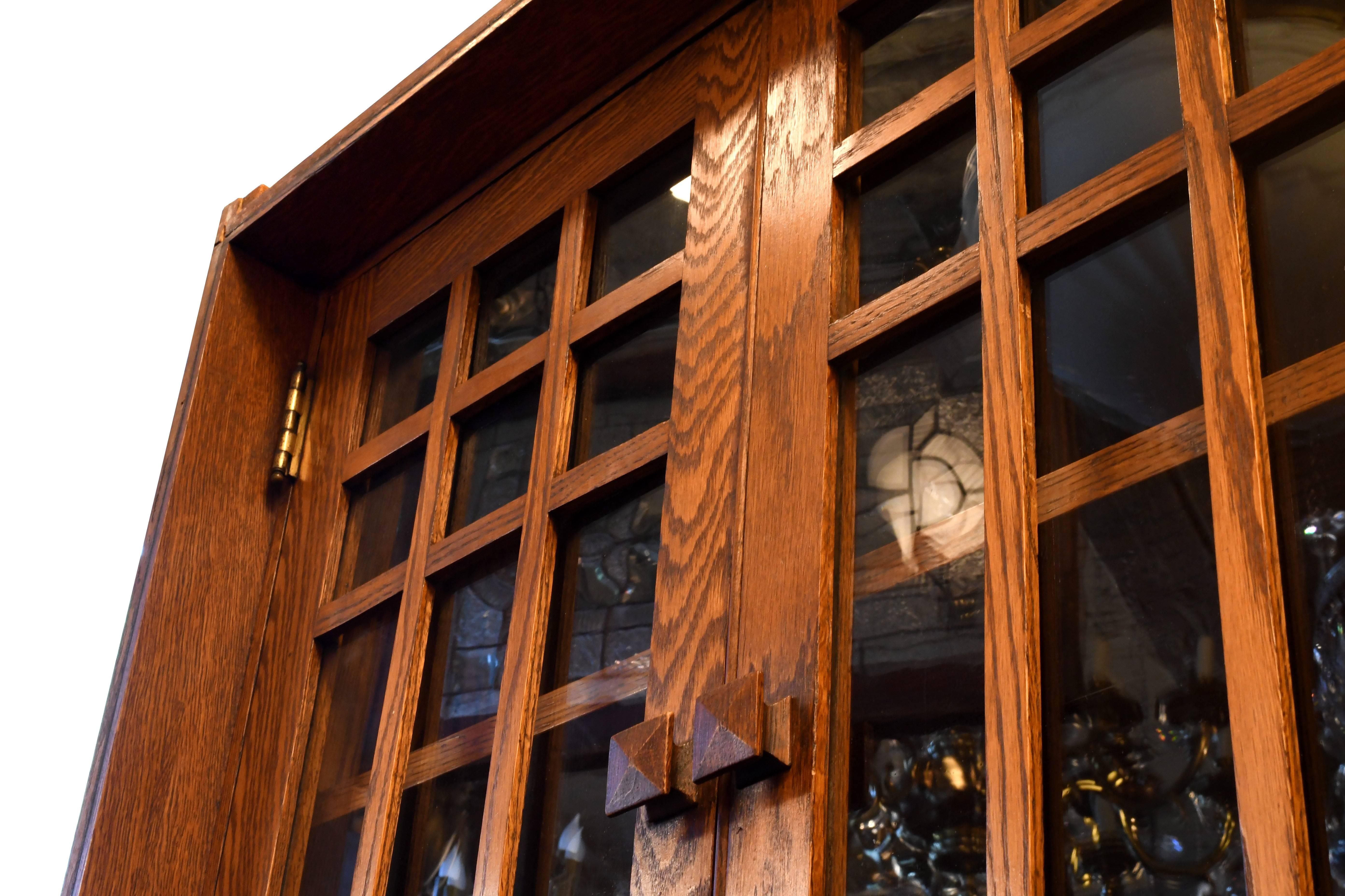 craftsman hutch