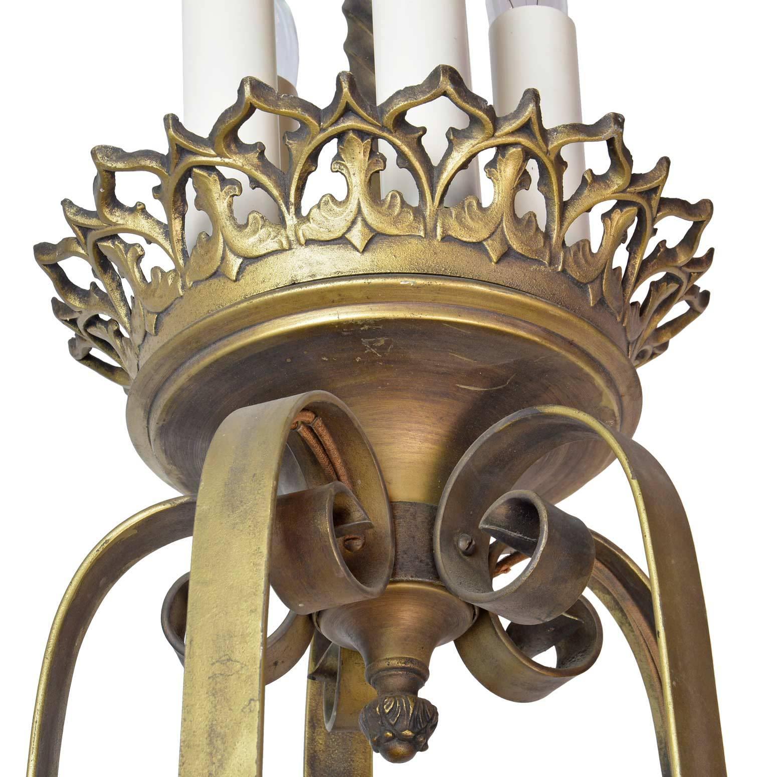 1930s Gothic Twenty-Candle Chandelier In Excellent Condition In Minneapolis, MN