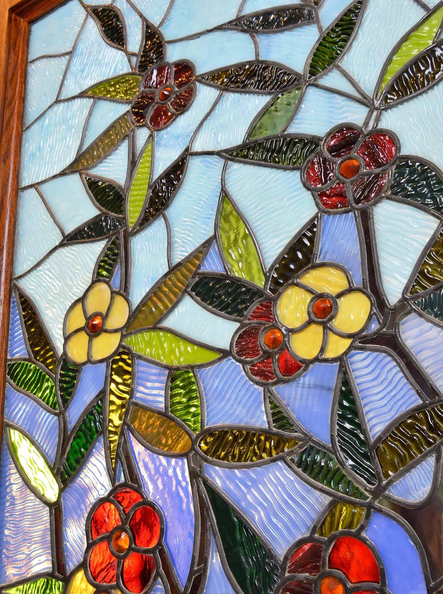 Late 19th Century Stained Glass Floral Bouquet Window In Excellent Condition In Minneapolis, MN