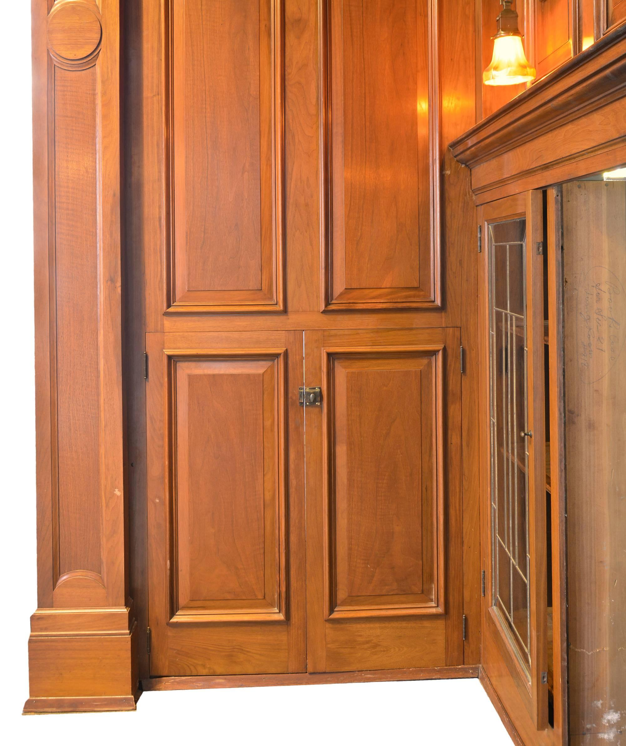 Complete Walnut Inglenook with Leaded Glass Book Cases In Excellent Condition In Minneapolis, MN