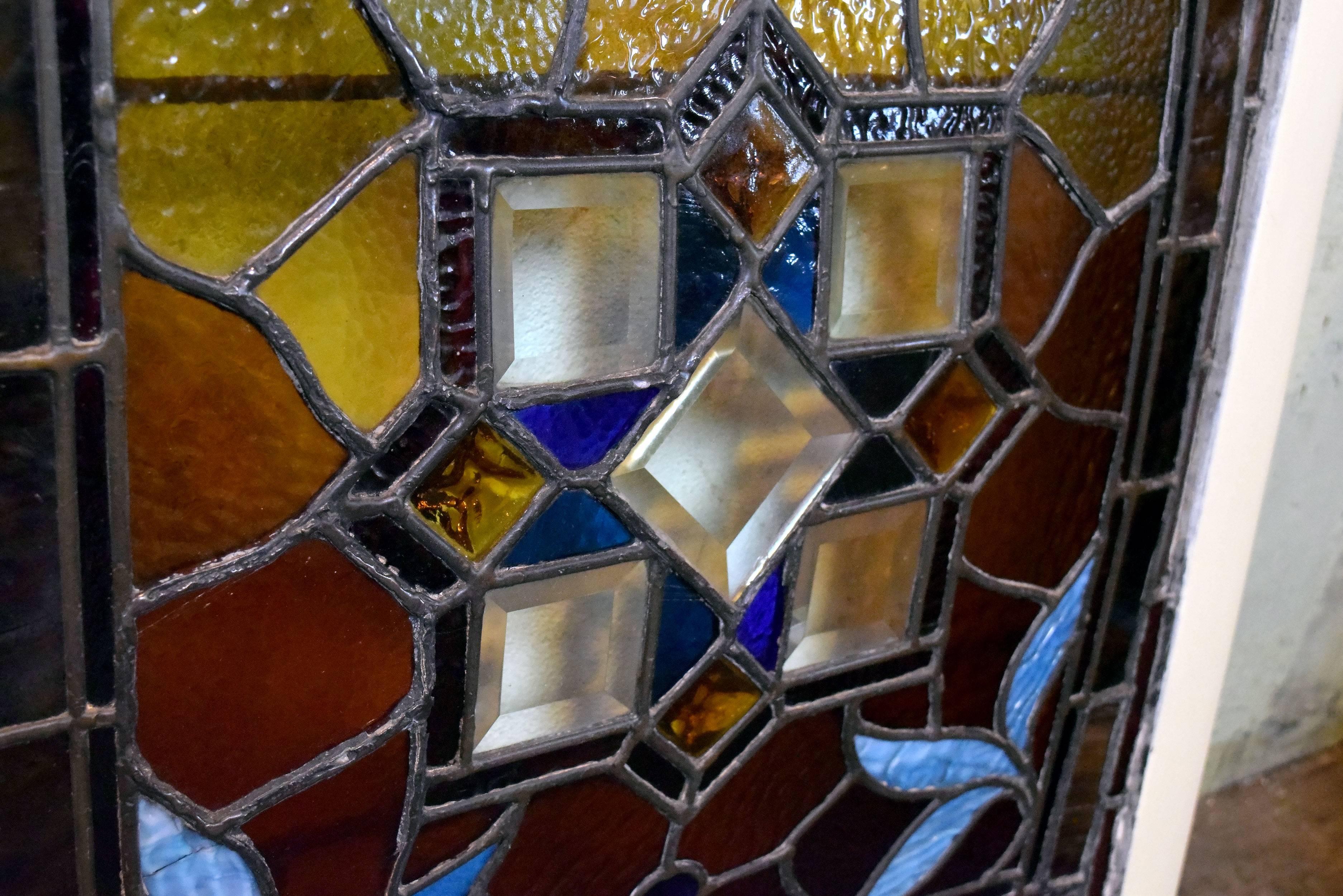 Colorful Victorian Window with Beveled Square Center In Excellent Condition In Minneapolis, MN