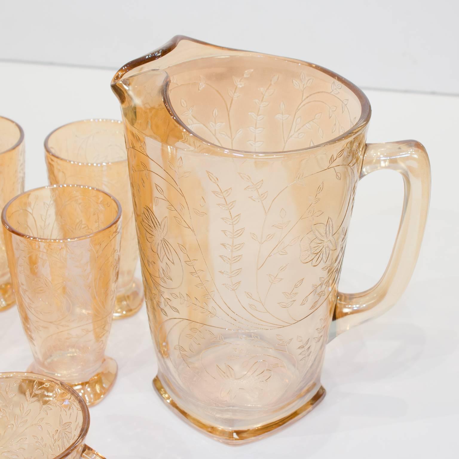 1950s Pitcher and Glass Set In Excellent Condition For Sale In New York, NY