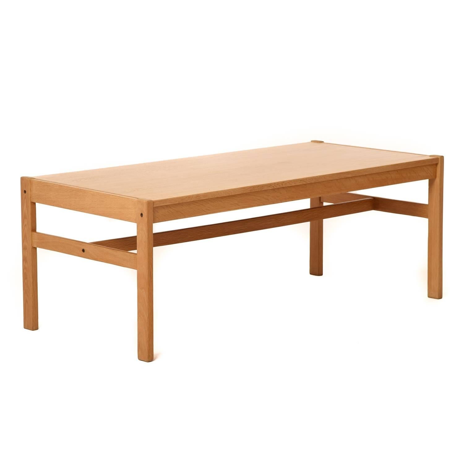Table Basse Danoise Moderne Excellent état - En vente à Minneapolis, MN