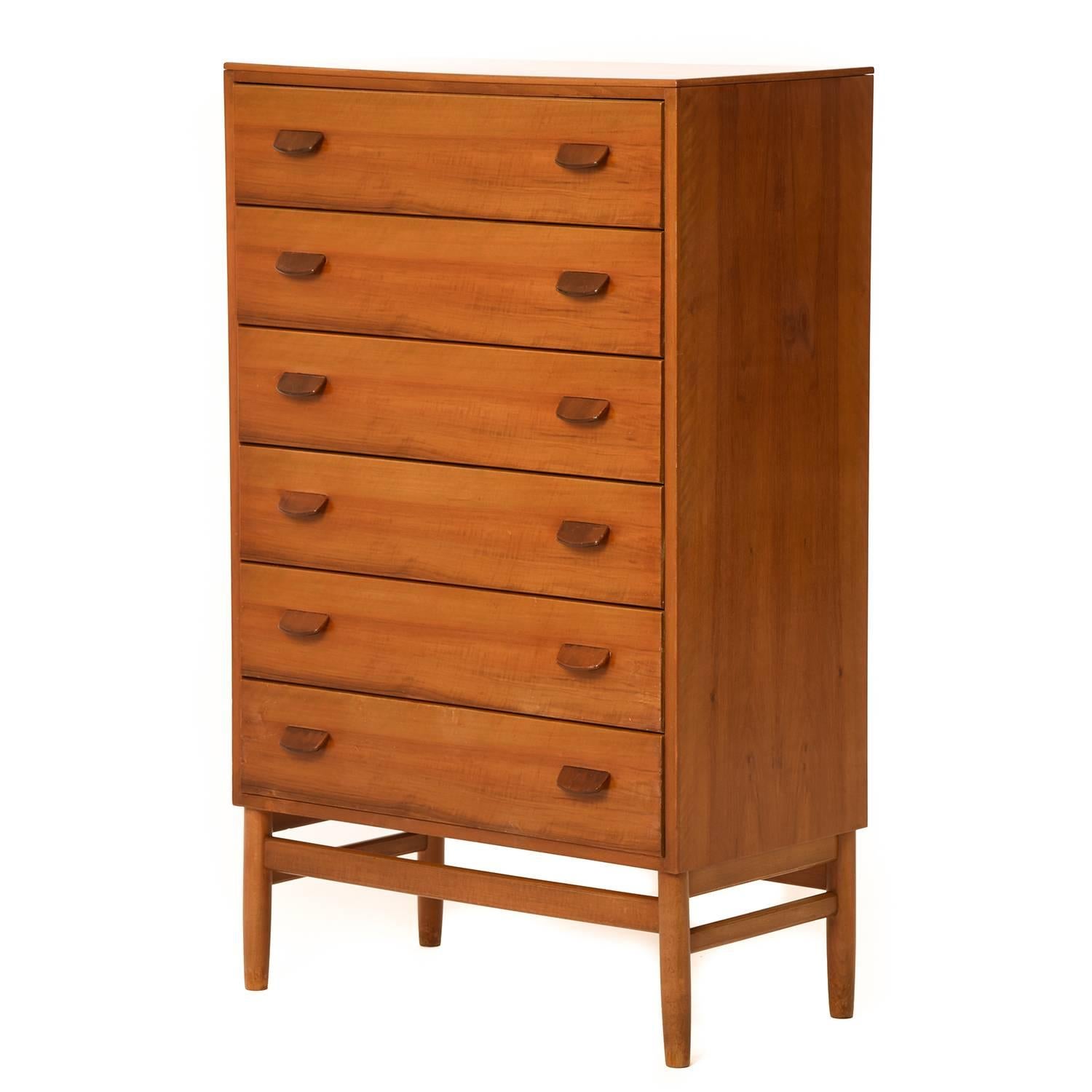 Gorgeous mahogany Poul Volther chest of drawers.