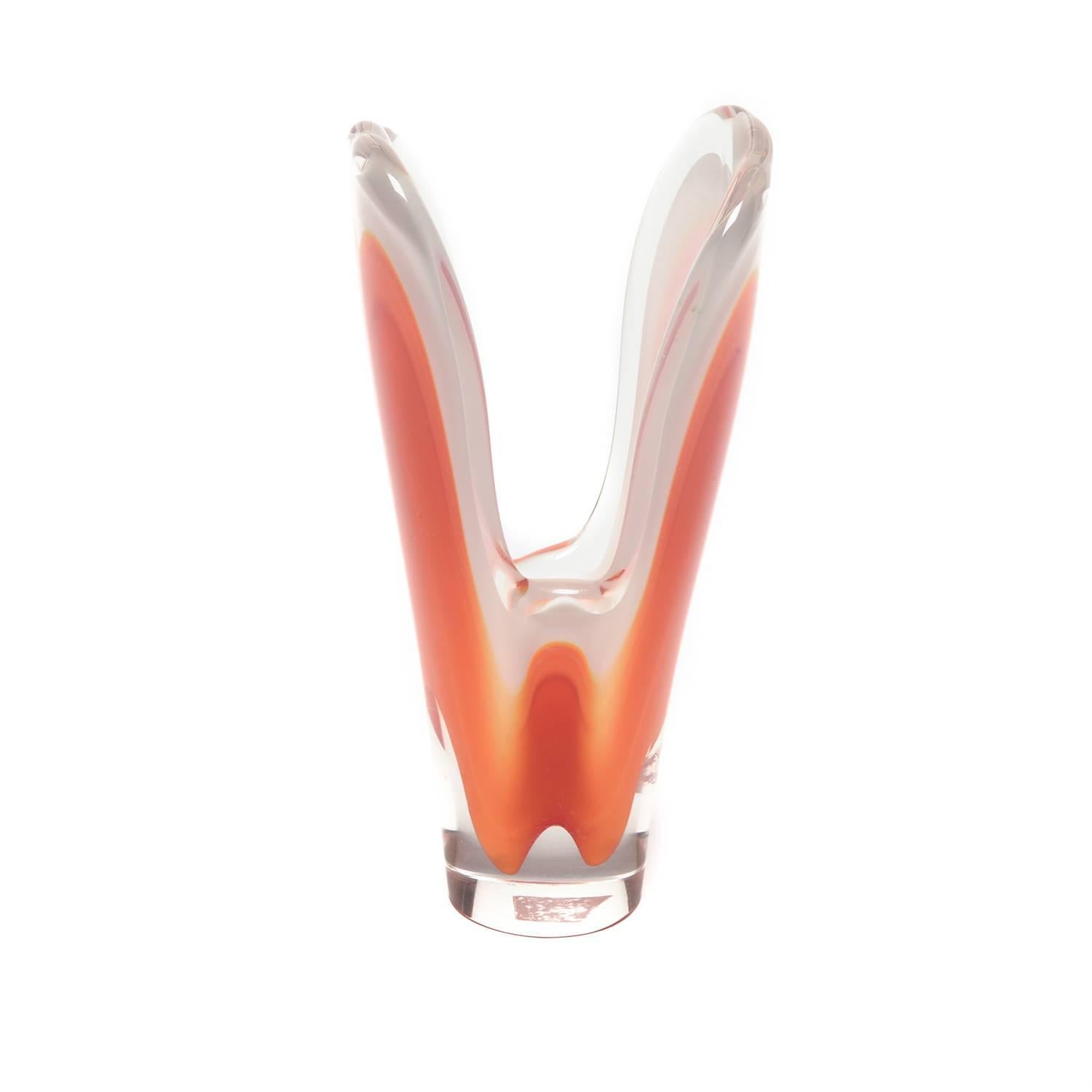 This Kedelv vase is sold individually, but we have one other item available in the same color.