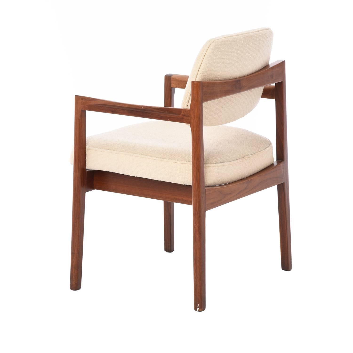 Walnut Danish Modern Risom Side Chair
