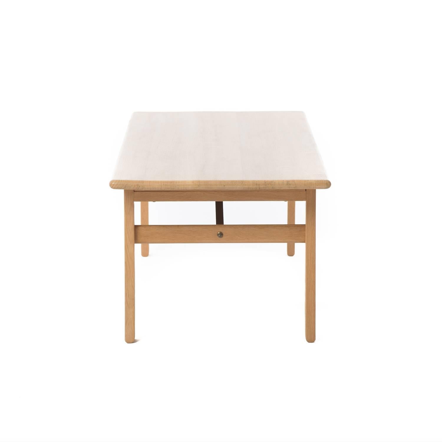 Scandinave moderne Table basse moderne danoise de Borge Mogensen en vente
