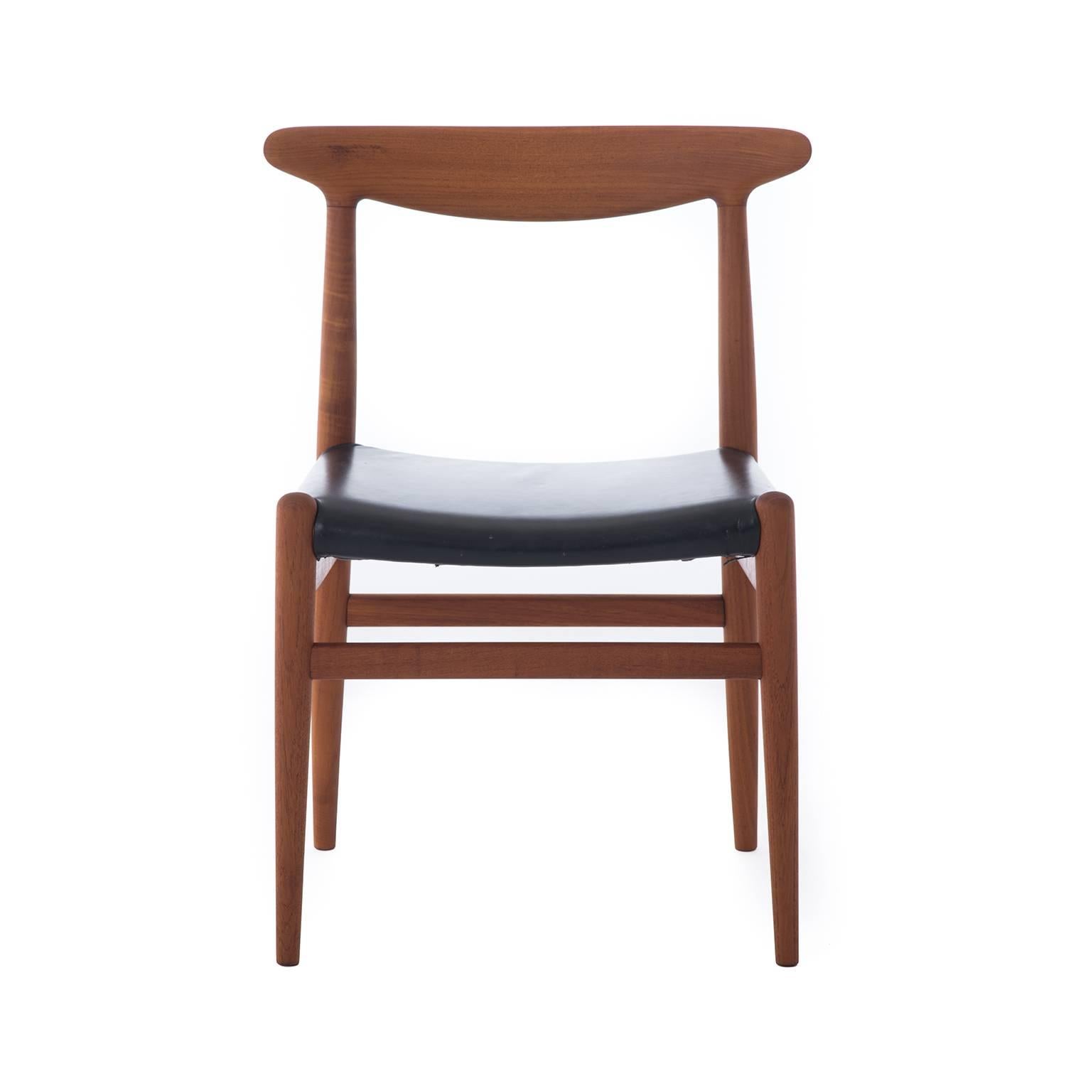 Scandinavian Modern Danish Modern Dining Chair Set