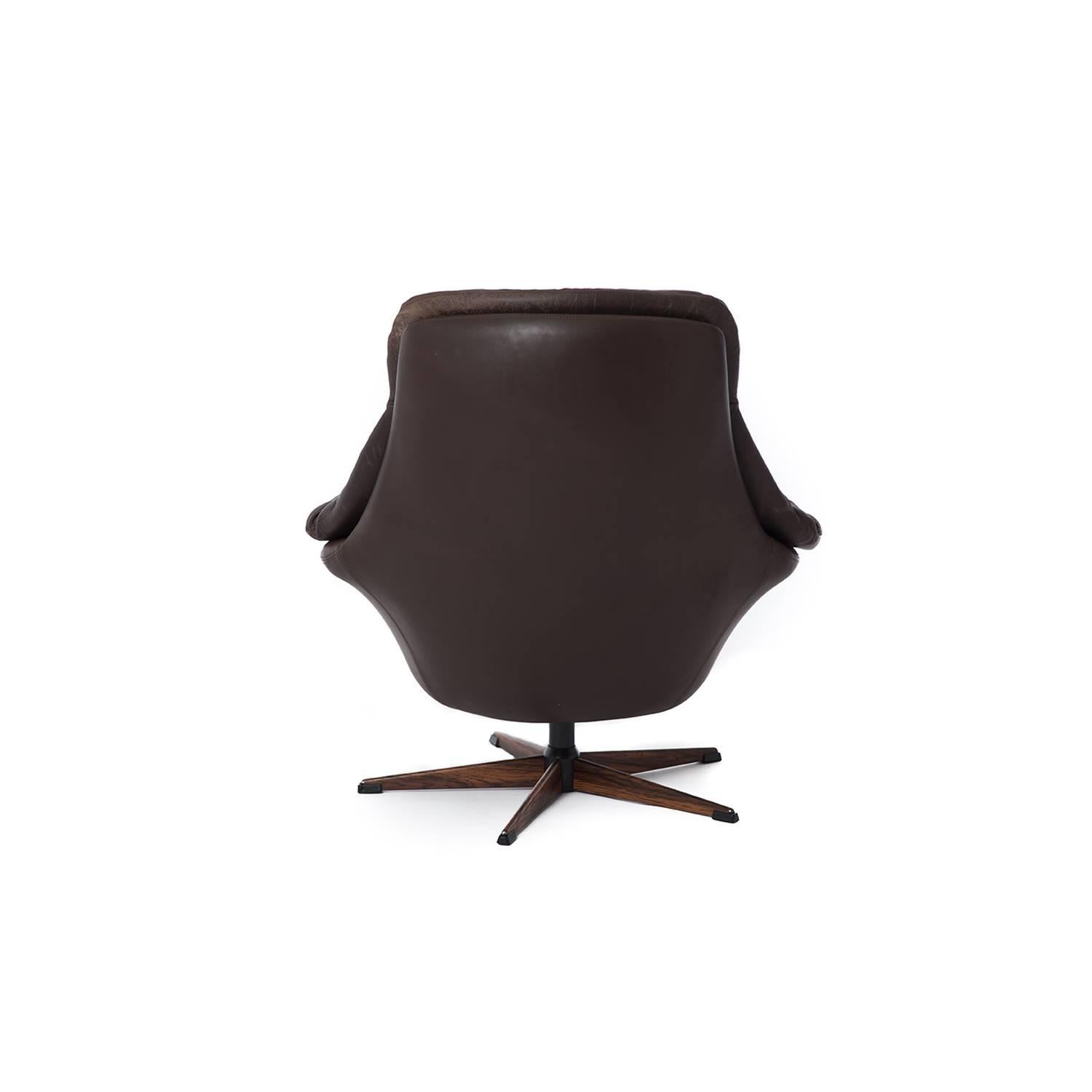 20th Century Danish Modern Swivel Glove Chair in Espresso Leather by H. W. Klein